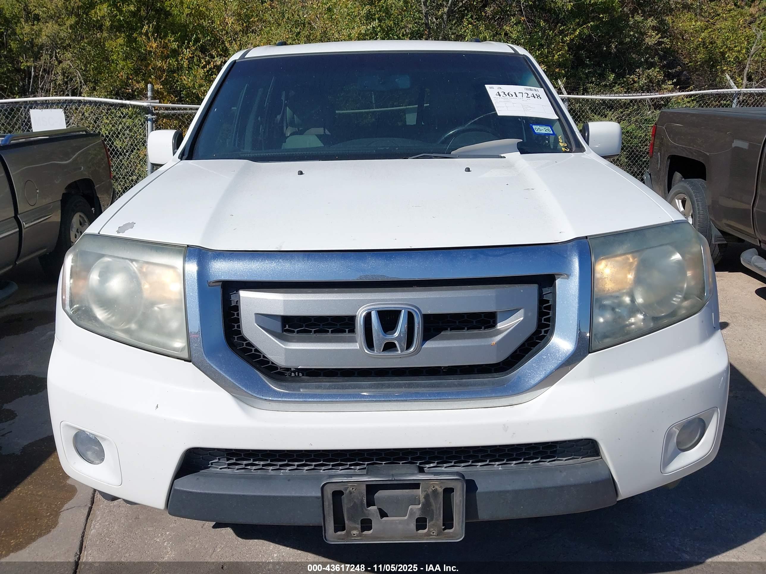 HONDA PILOT image 6