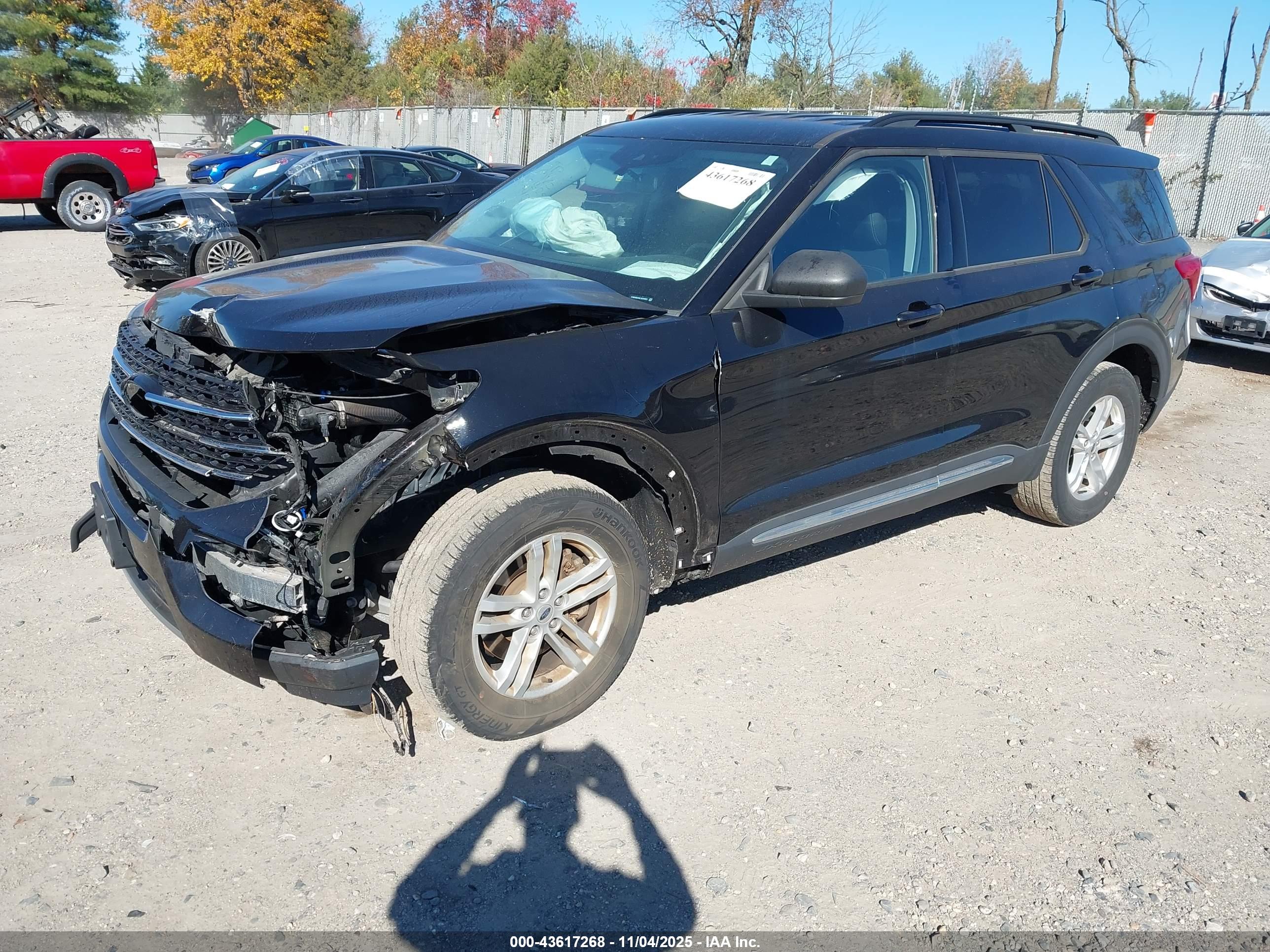 FORD EXPLORER image 2