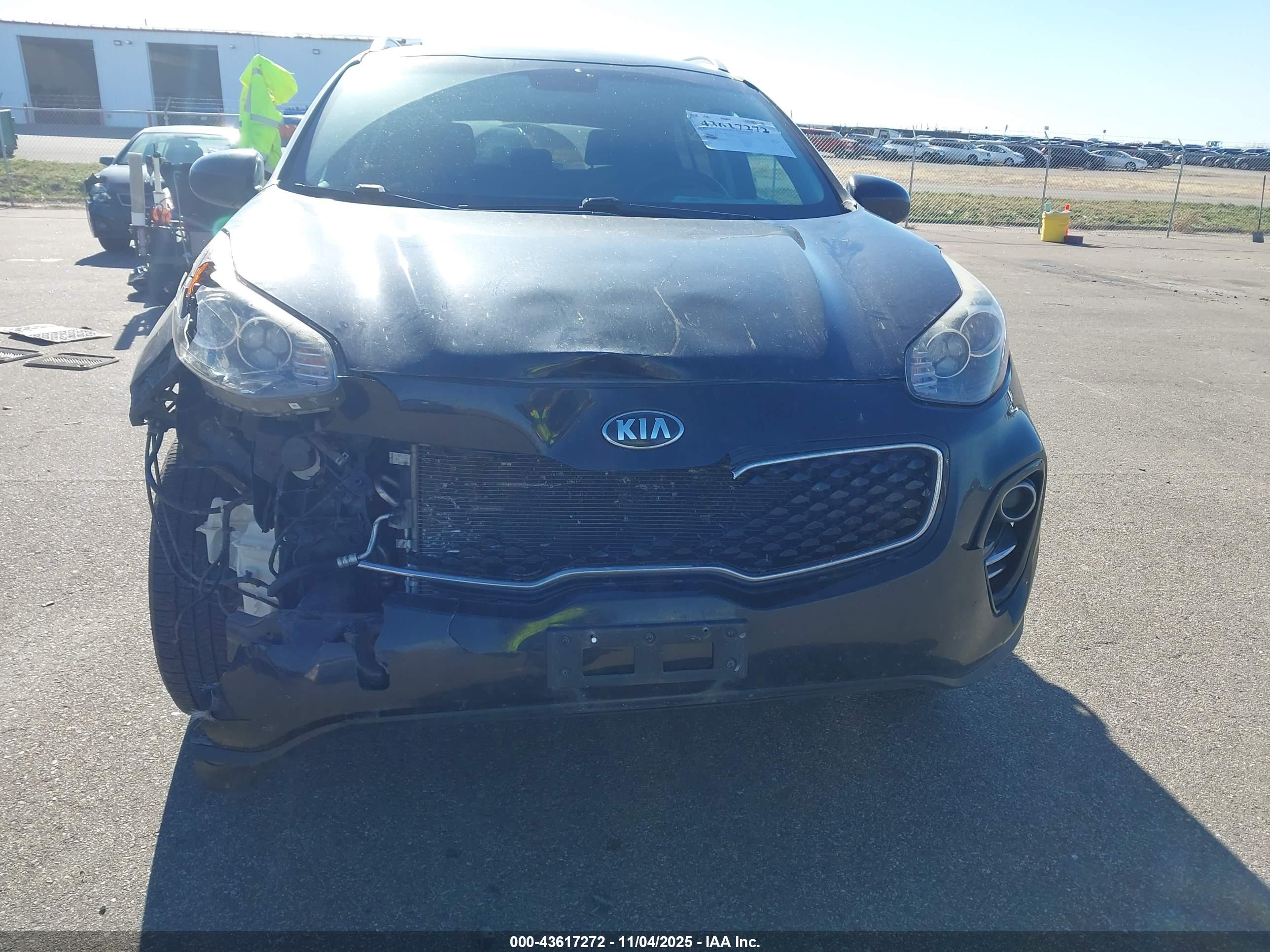 KIA SPORTAGE image 6