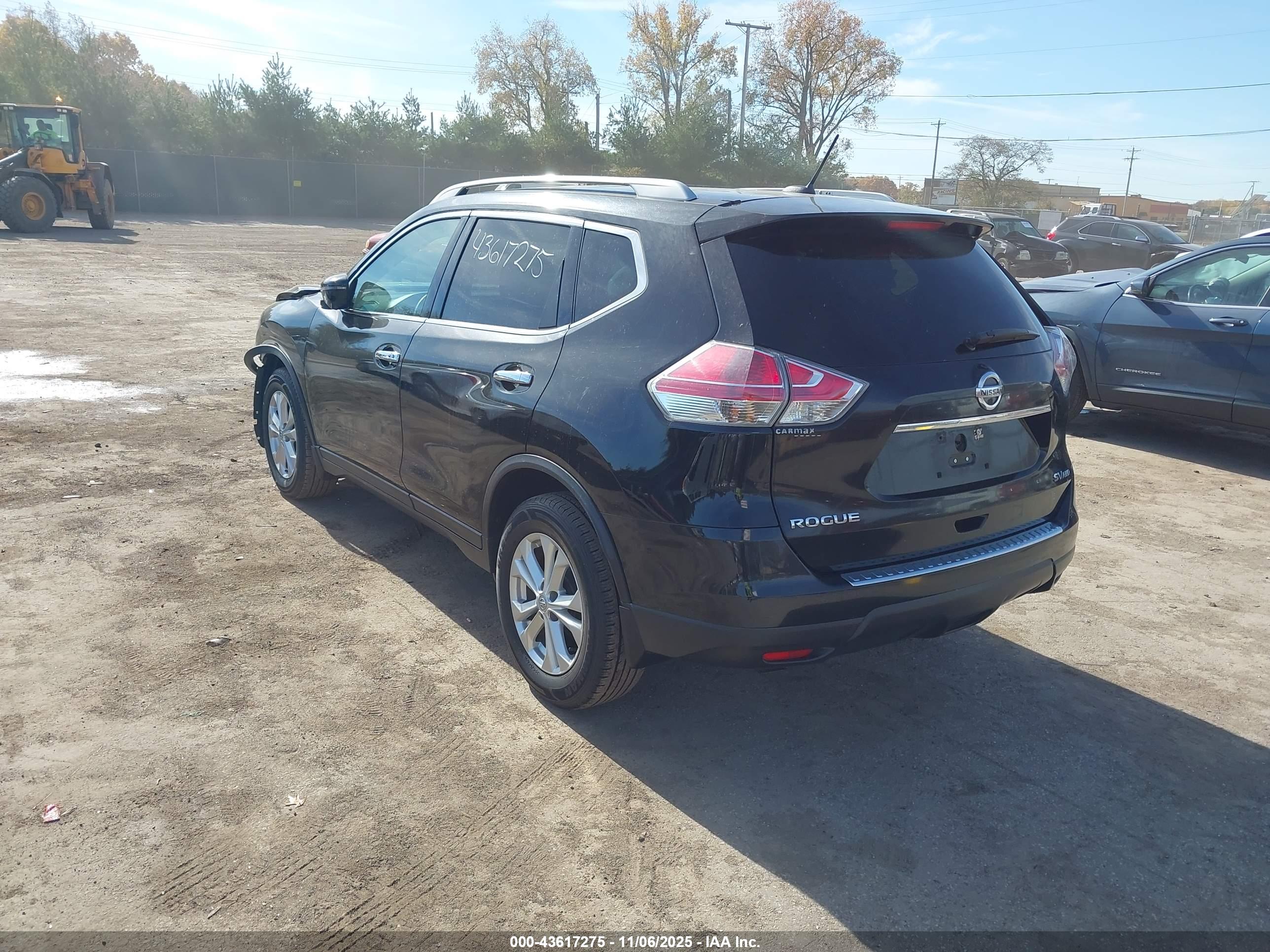 NISSAN ROGUE image 3