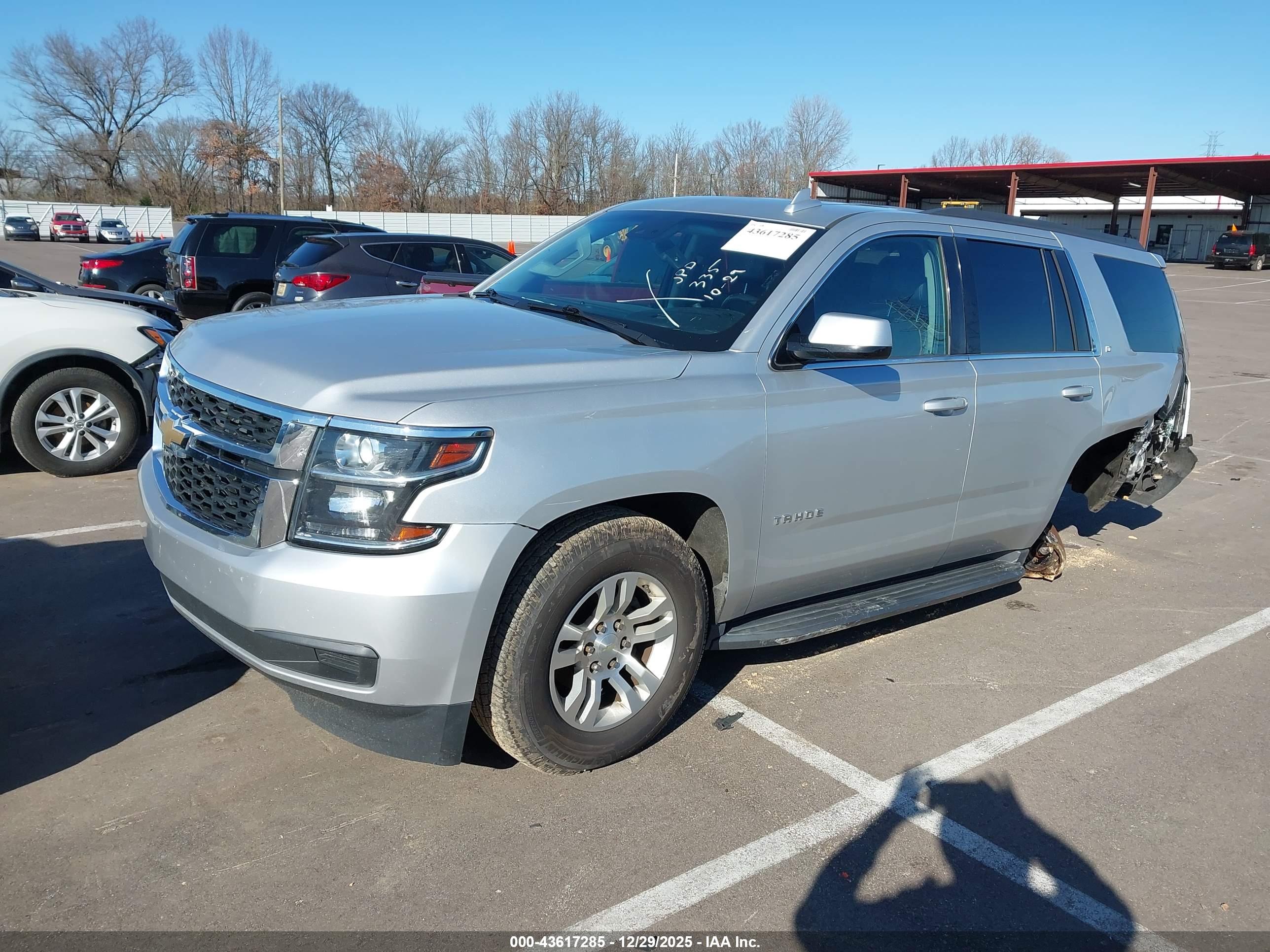 CHEVROLET TAHOE image 2