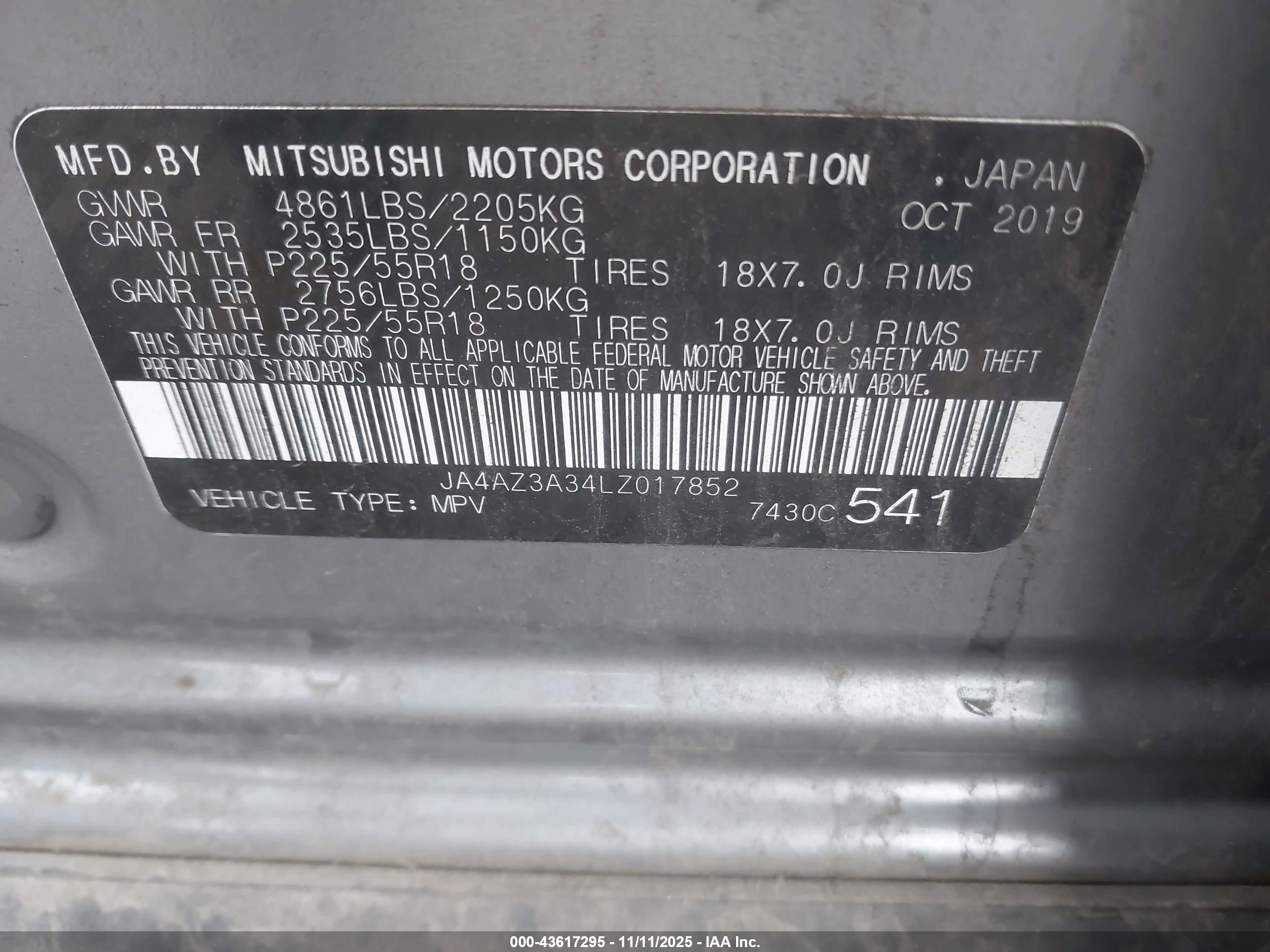 MITSUBISHI OUTLANDER image 9