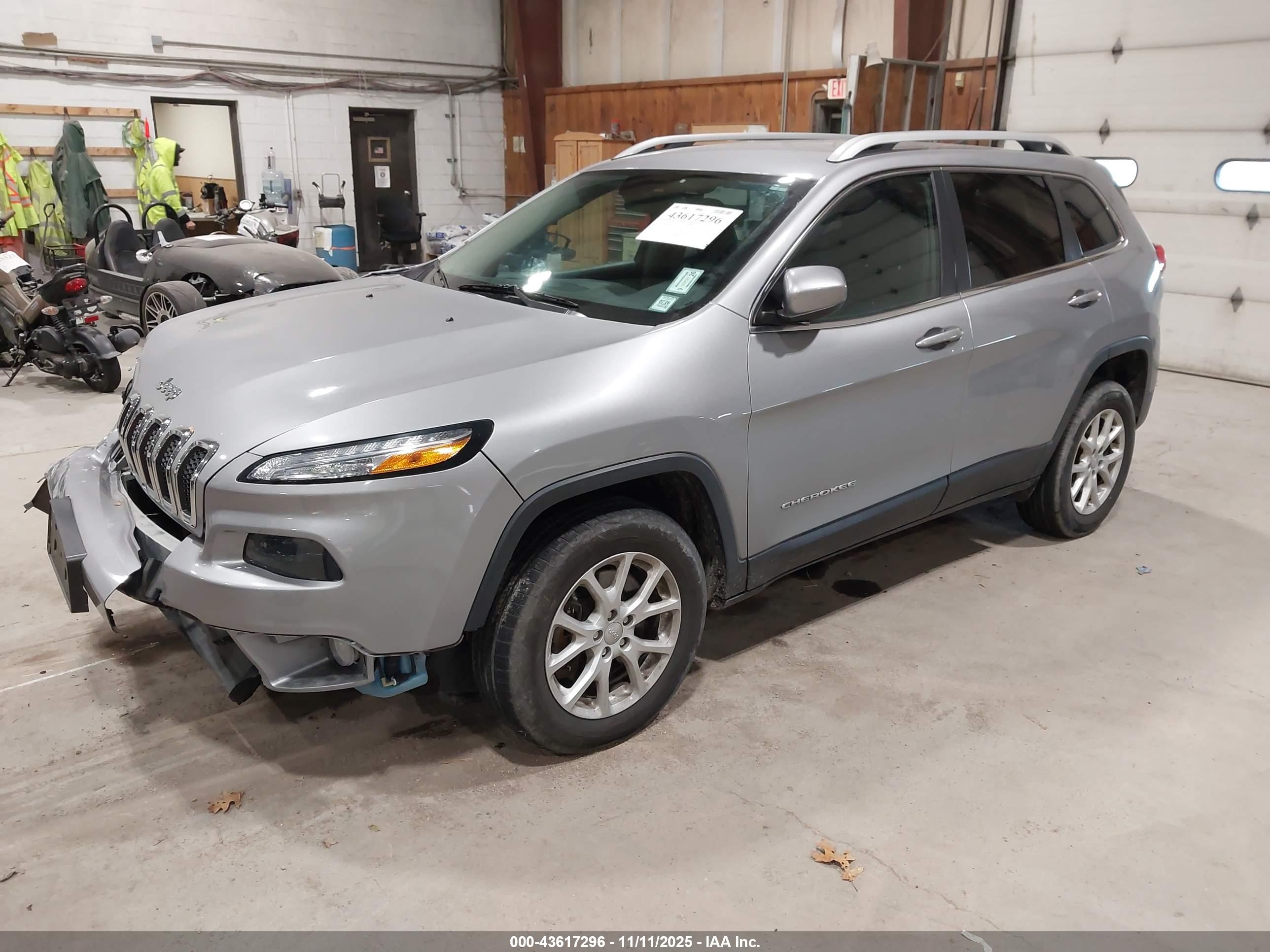 JEEP CHEROKEE image 2