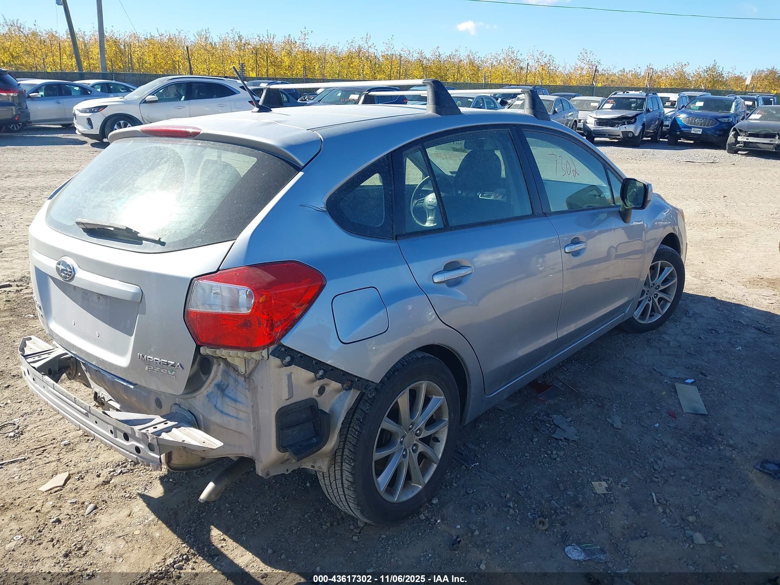 SUBARU IMPREZA image 4