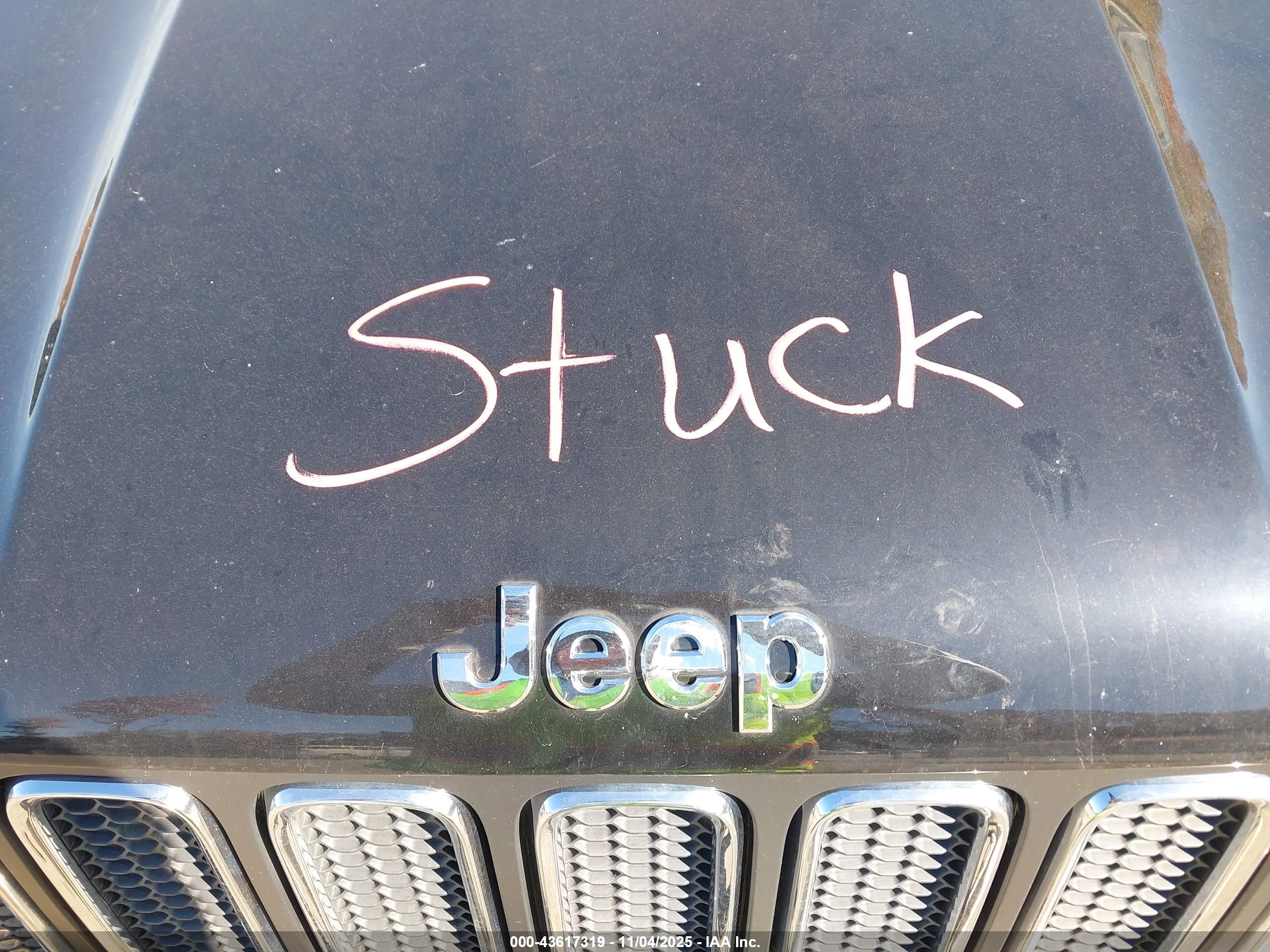 JEEP RENEGADE image 10