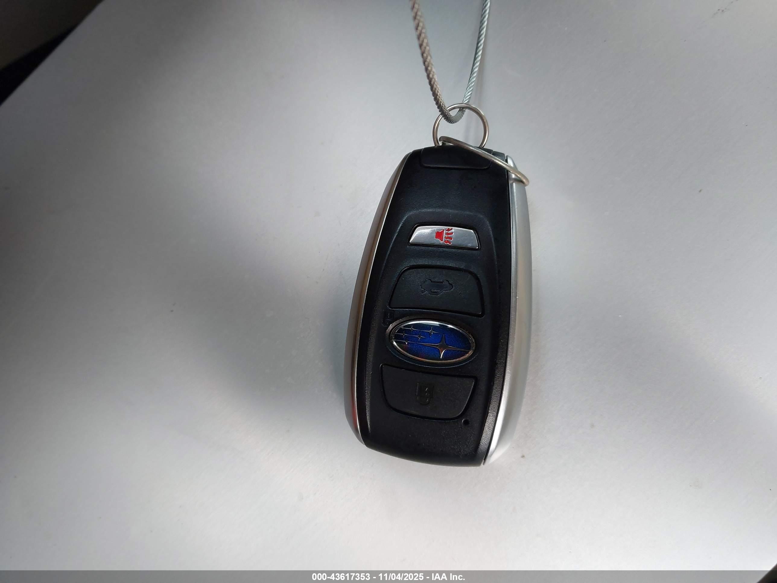 SUBARU OUTBACK image 11