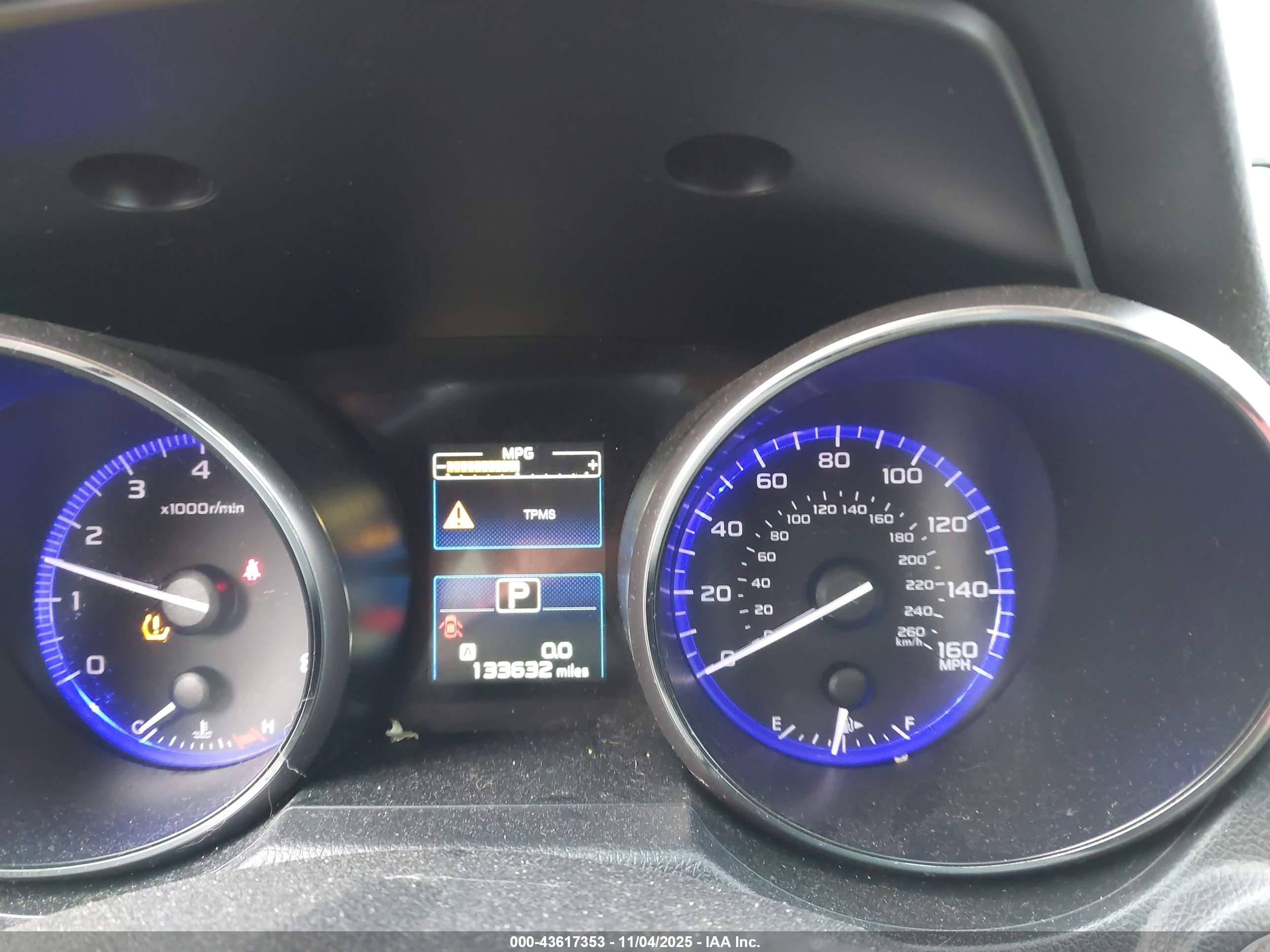 SUBARU OUTBACK image 7