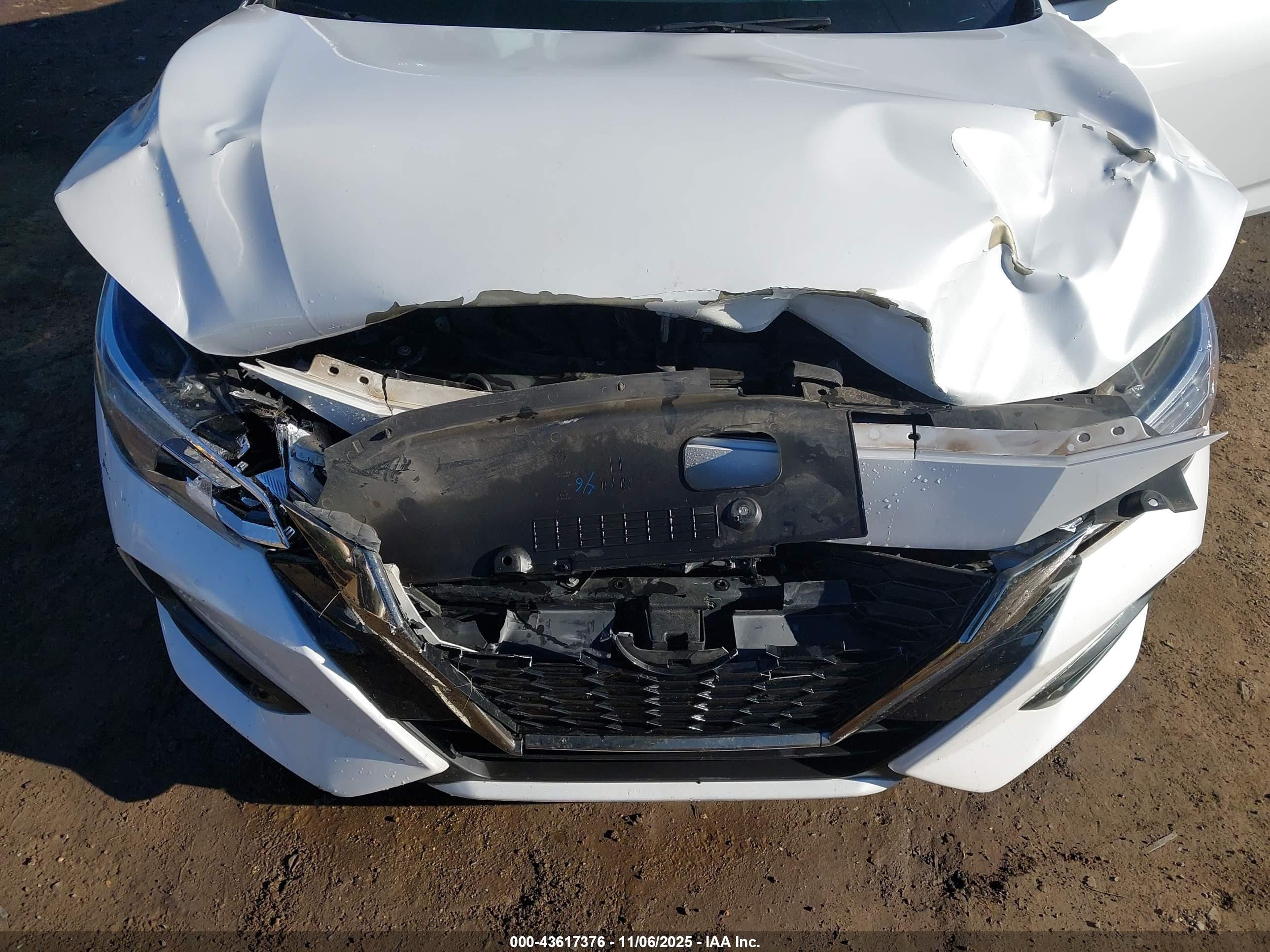 NISSAN SENTRA image 6