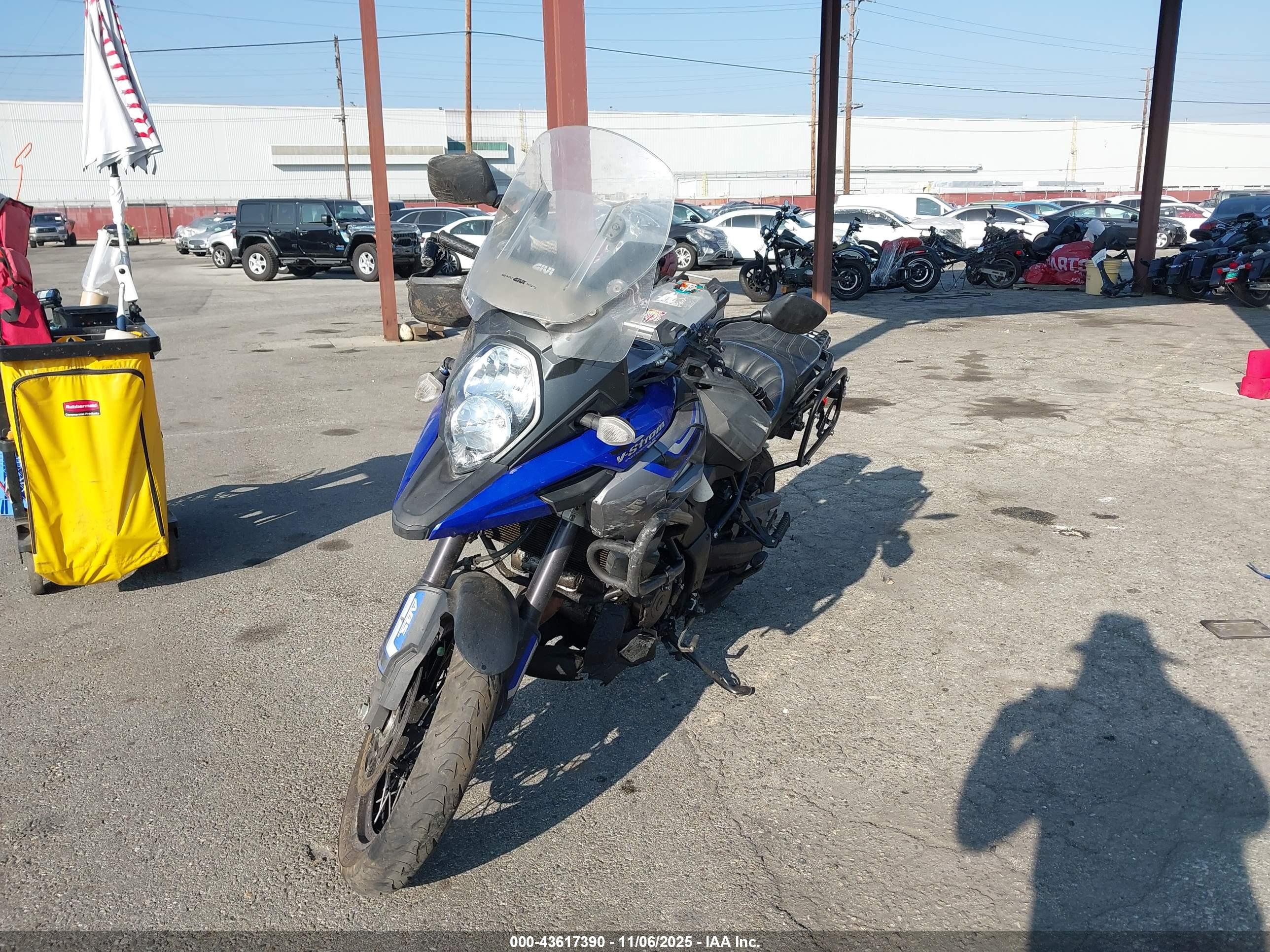 SUZUKI DL1000 image 2