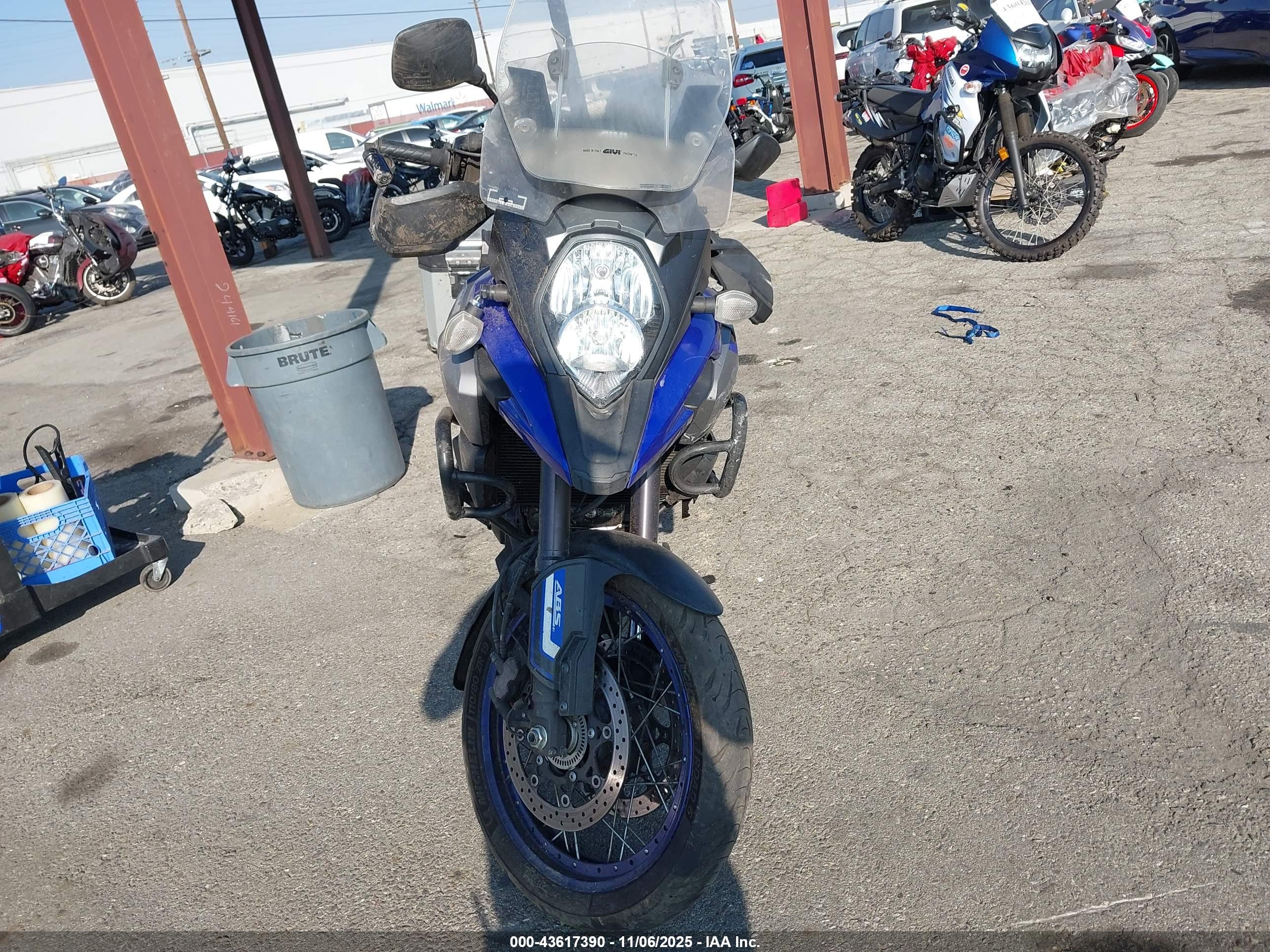 SUZUKI DL1000 image 5