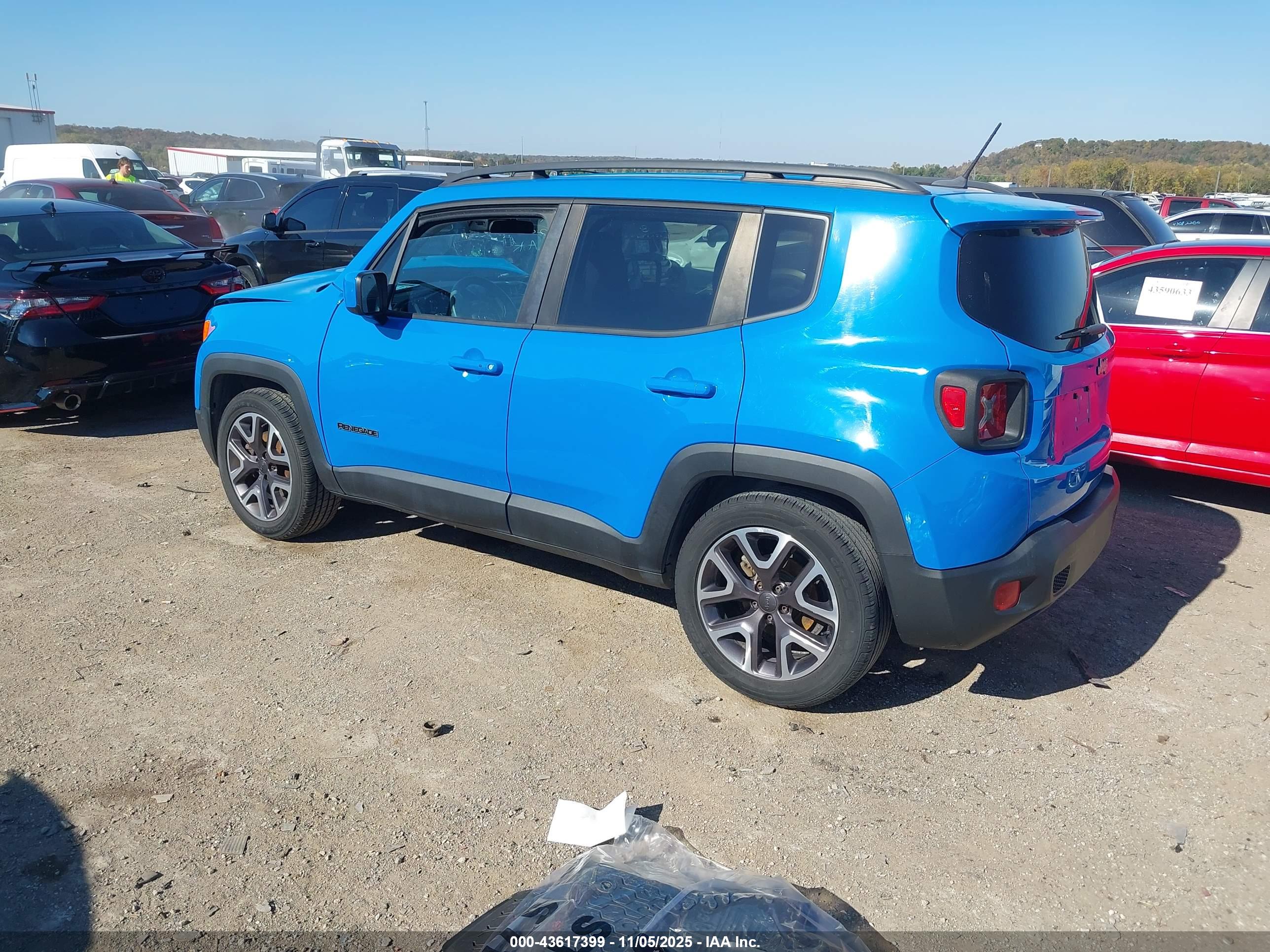 JEEP RENEGADE image 3