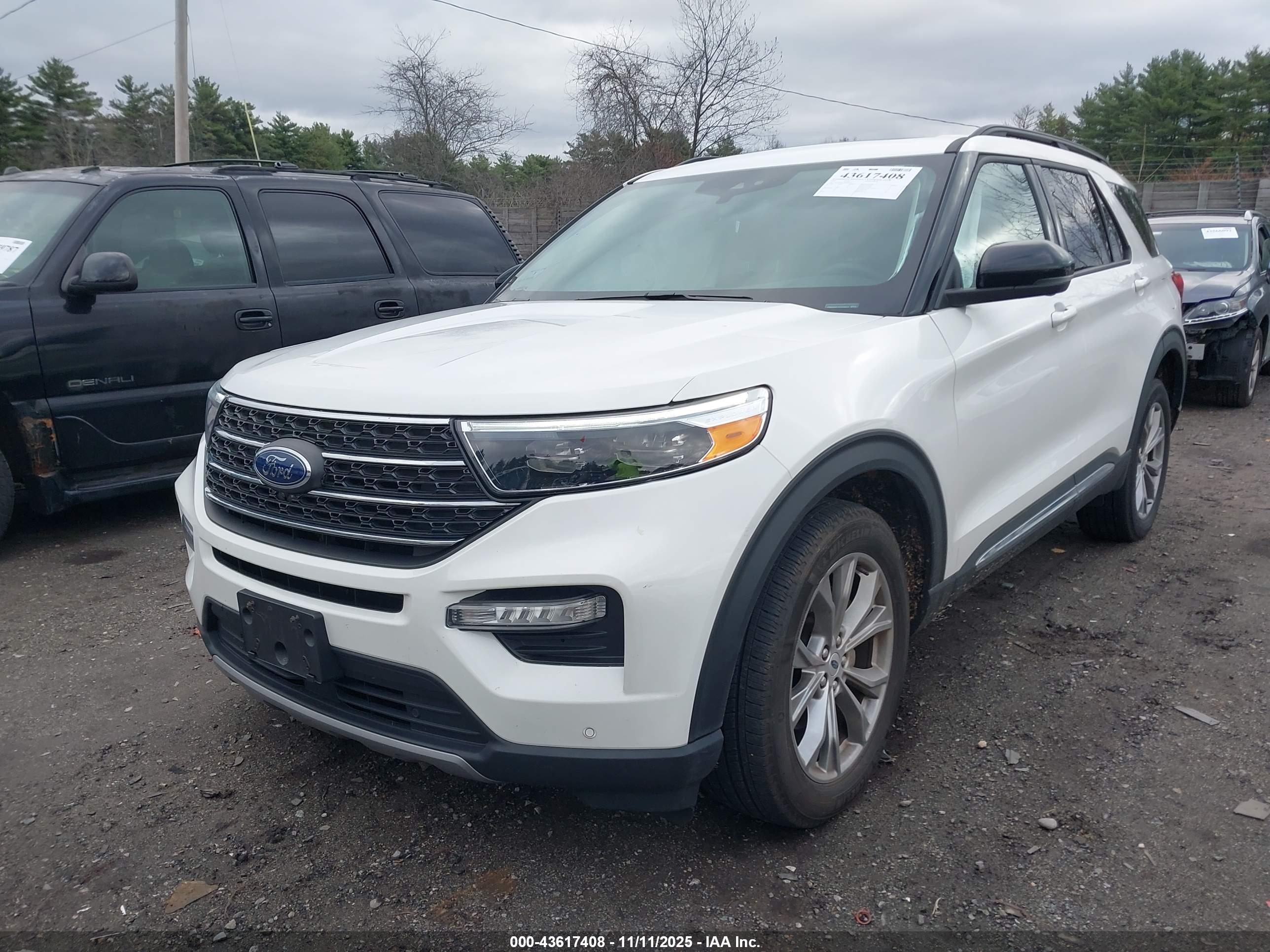 FORD EXPLORER image 2