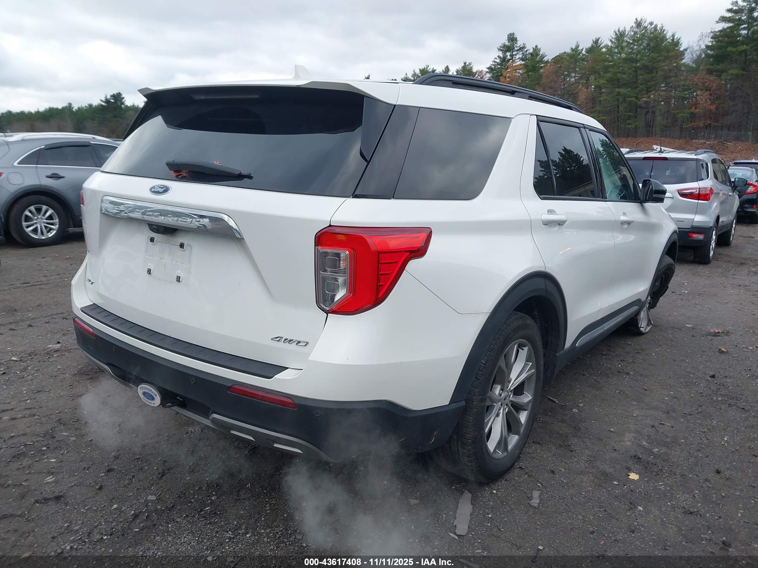 FORD EXPLORER image 4