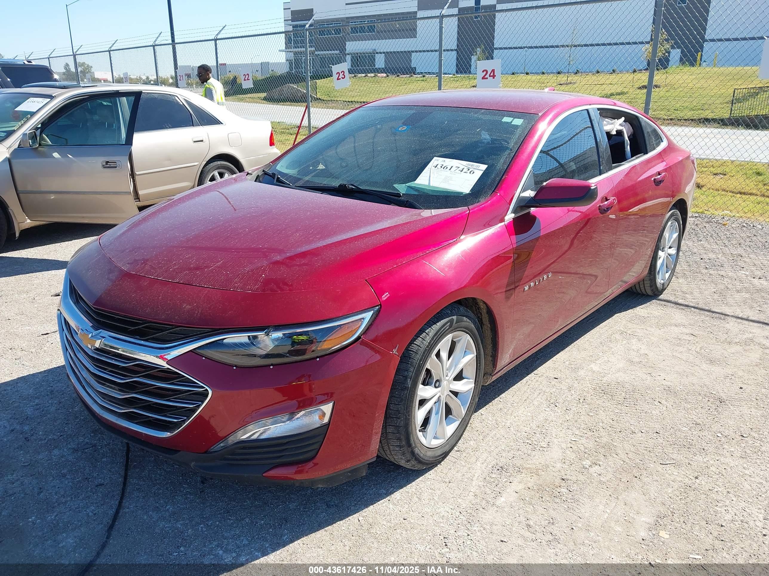 CHEVROLET MALIBU image 2