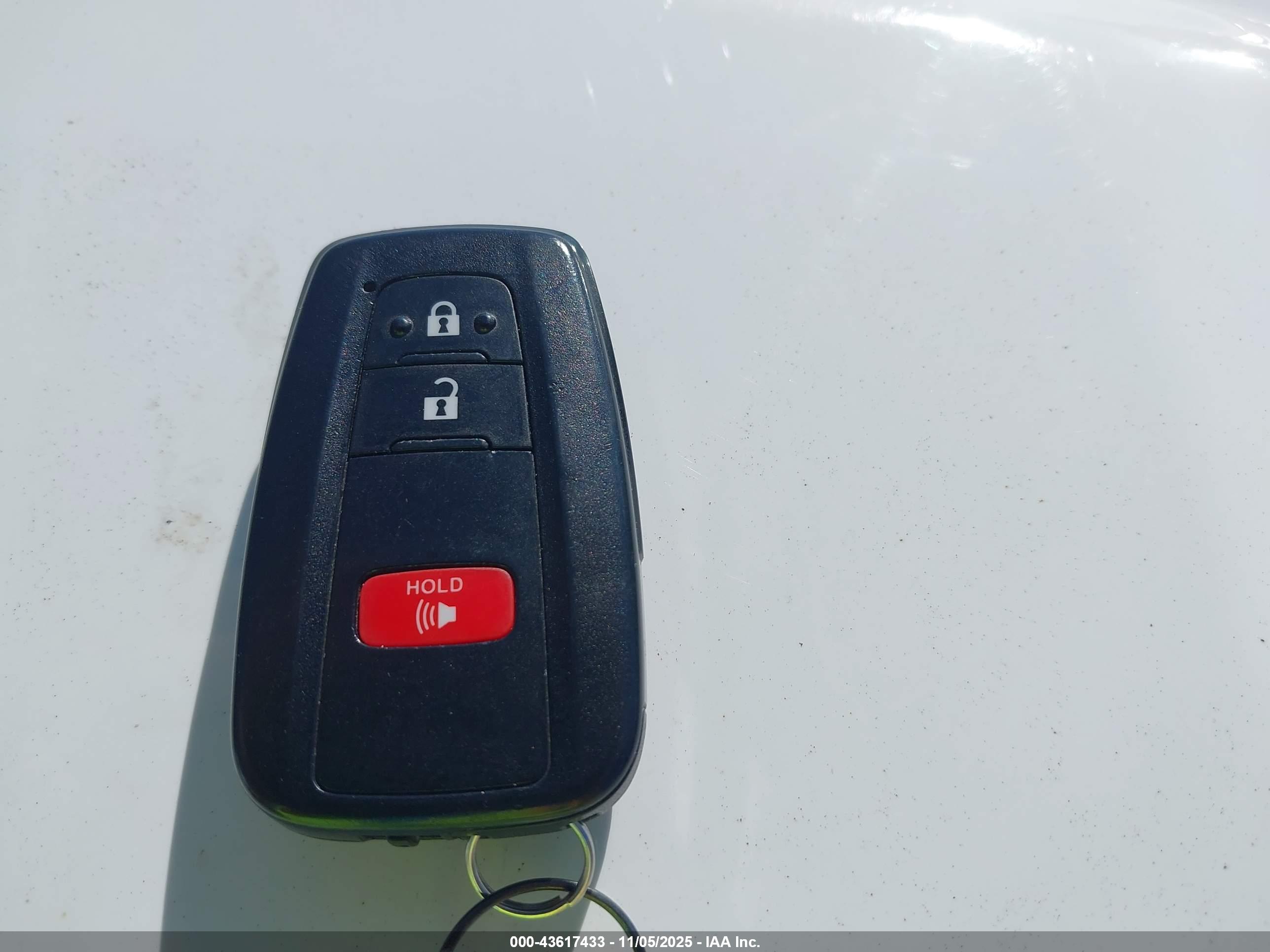 TOYOTA 4RUNNER image 11