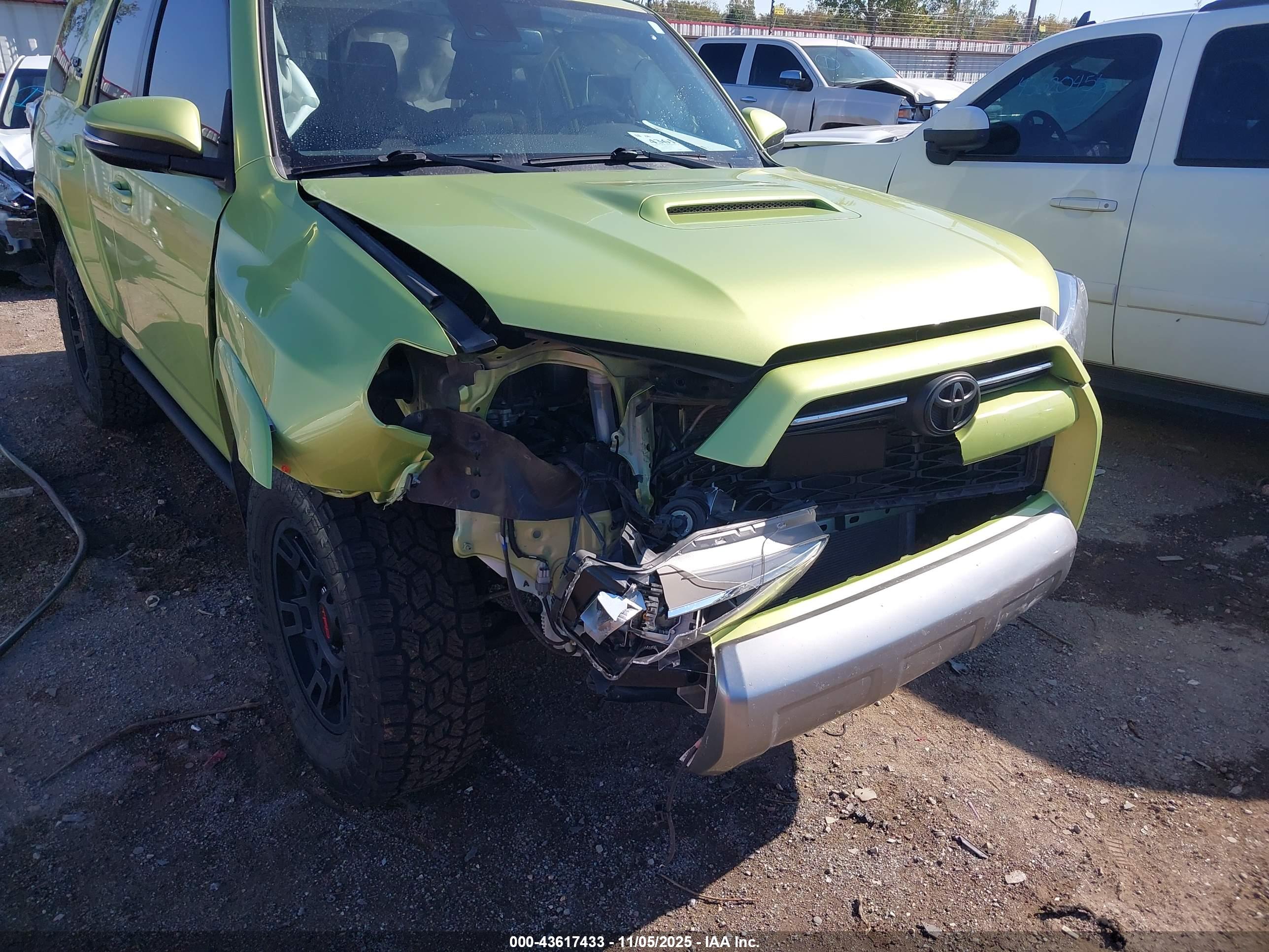 TOYOTA 4RUNNER image 6