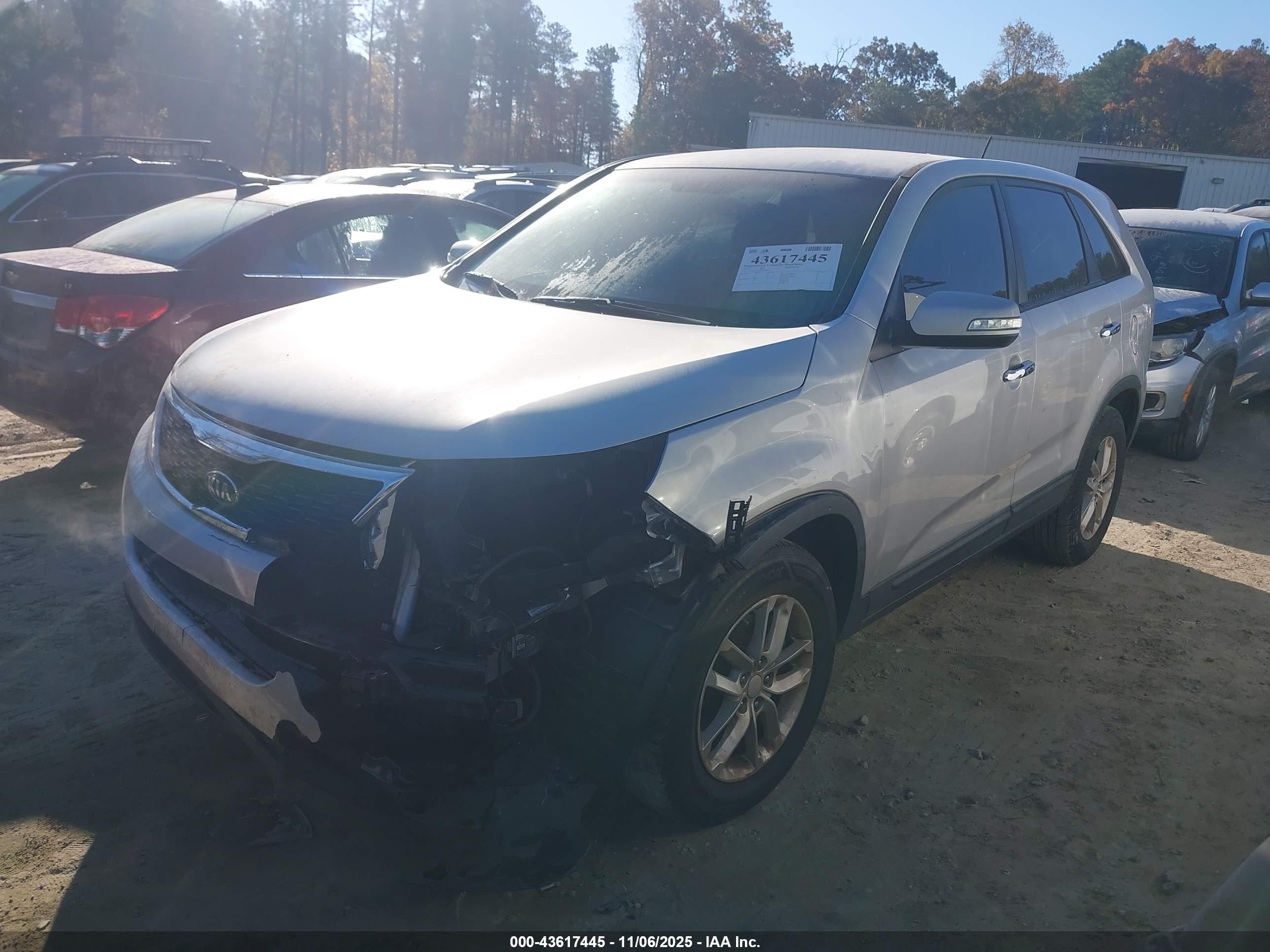 KIA SORENTO image 2