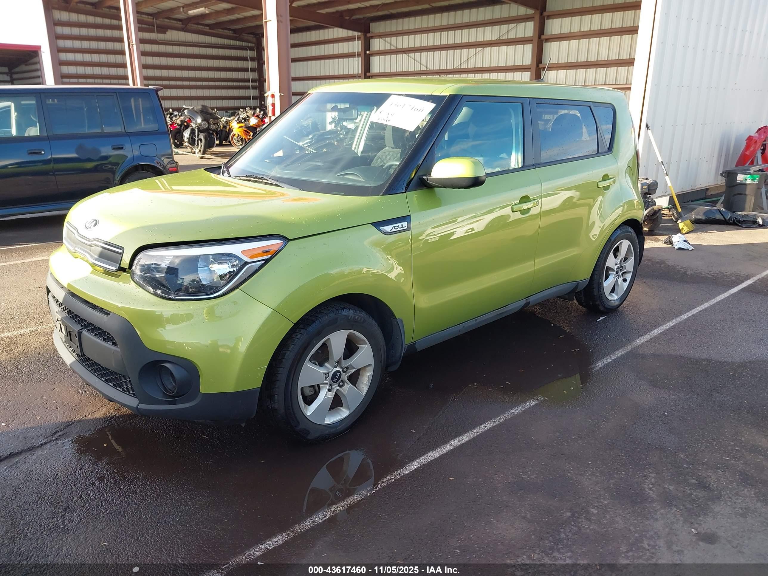 KIA SOUL image 2