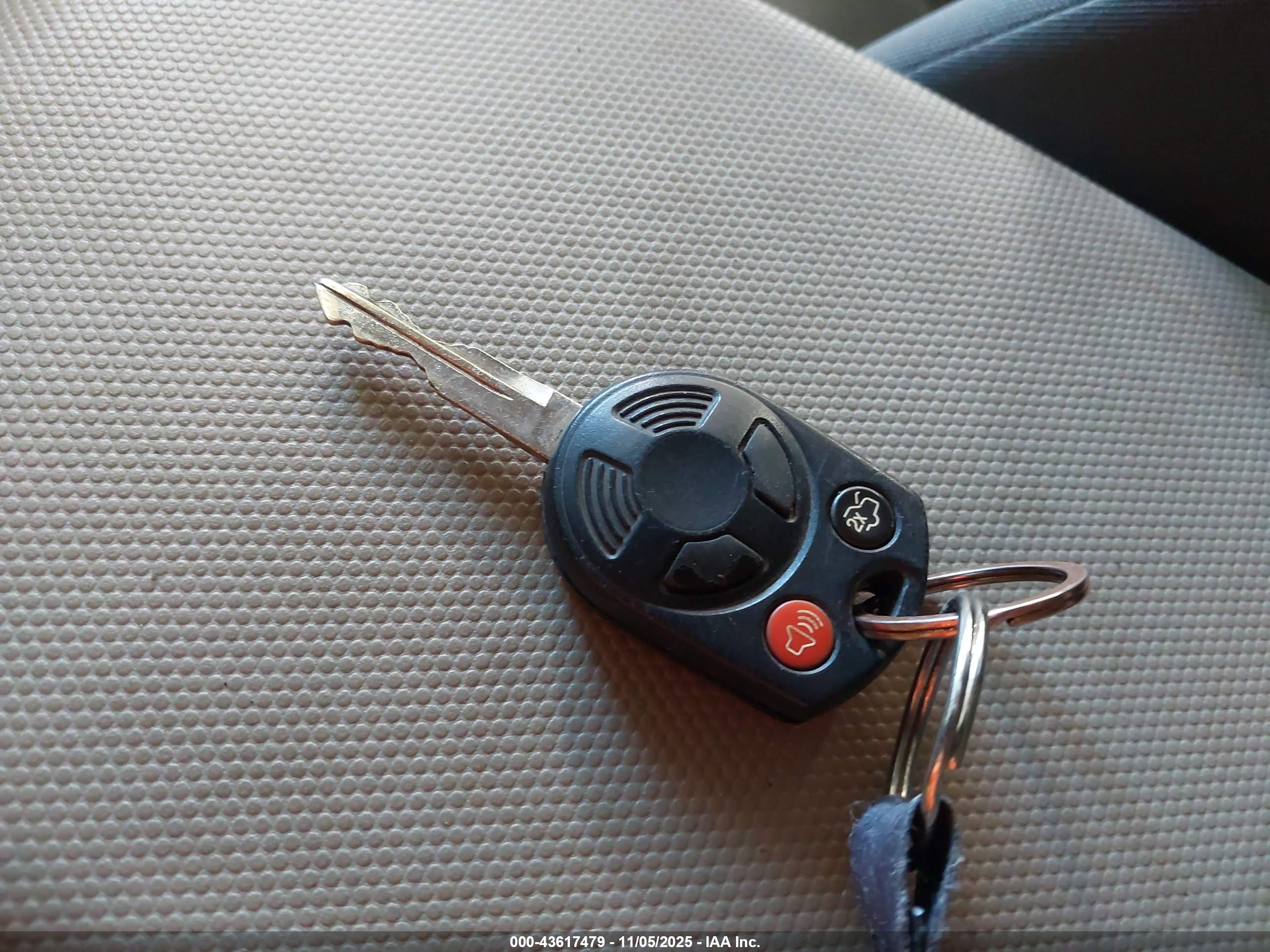 FORD ESCAPE image 11