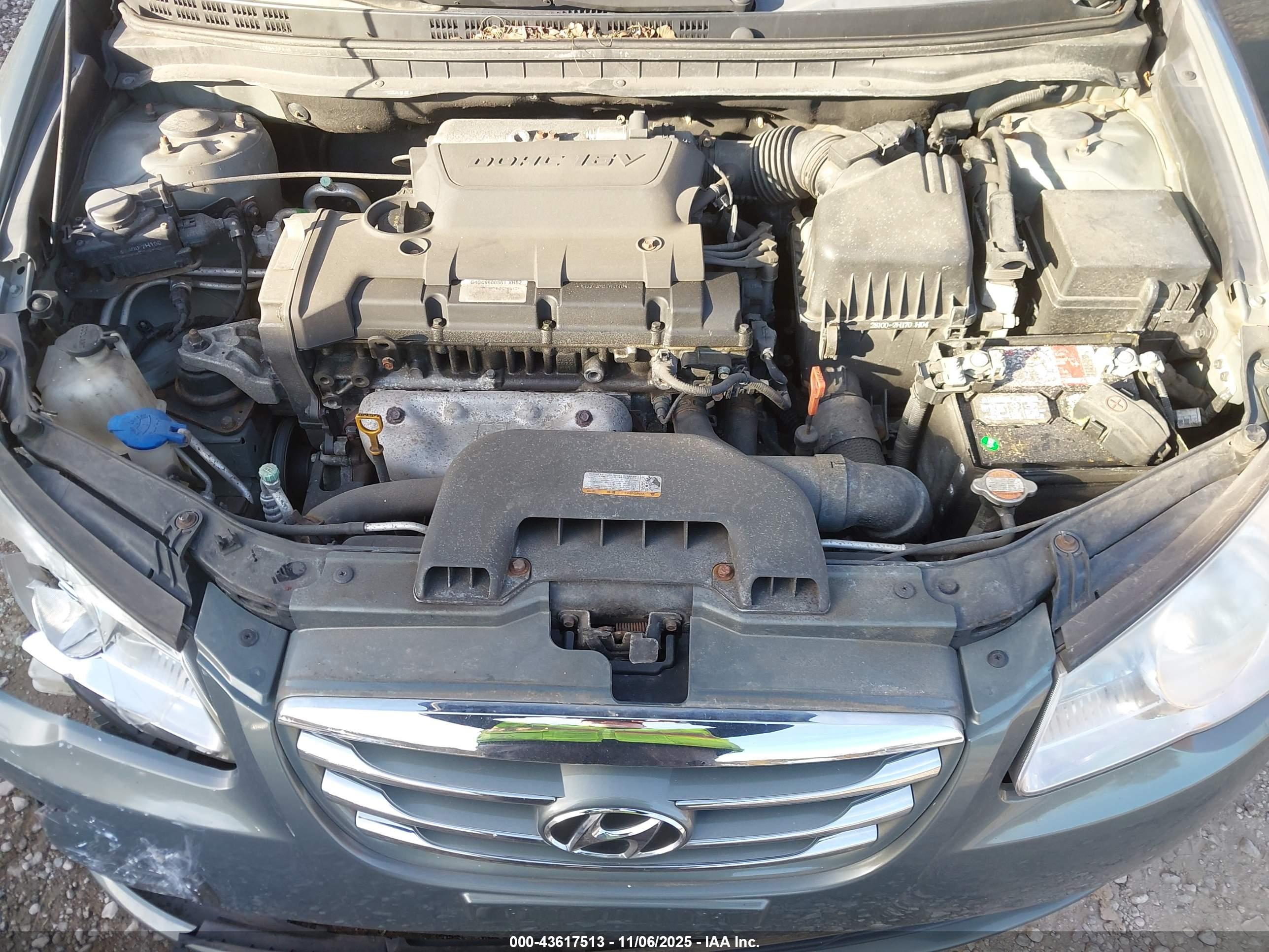HYUNDAI ELANTRA image 10