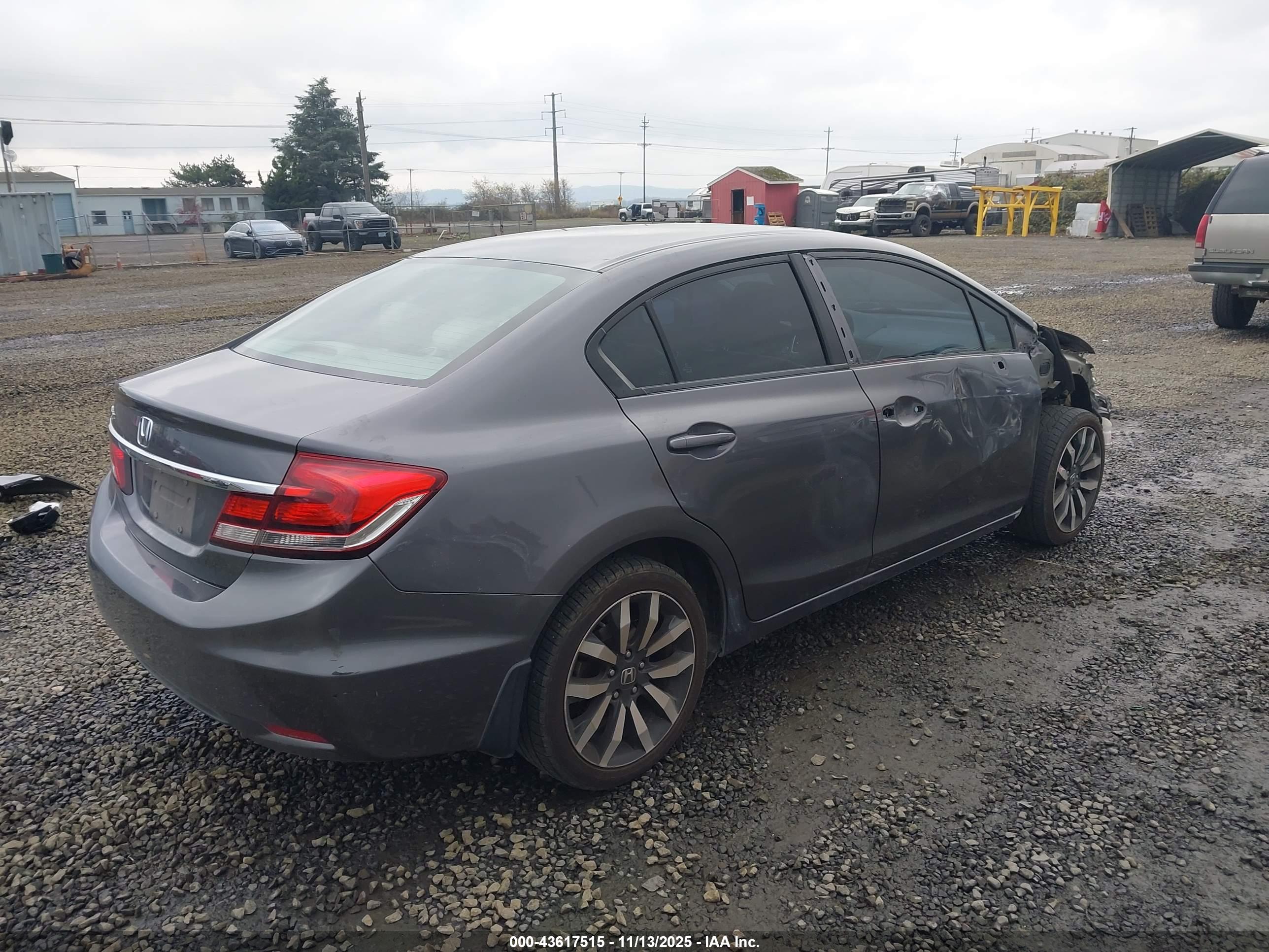 HONDA CIVIC image 4