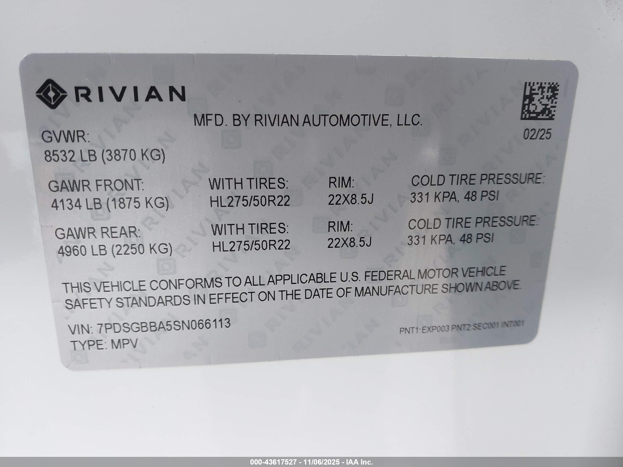 RIVIAN R1S image 9