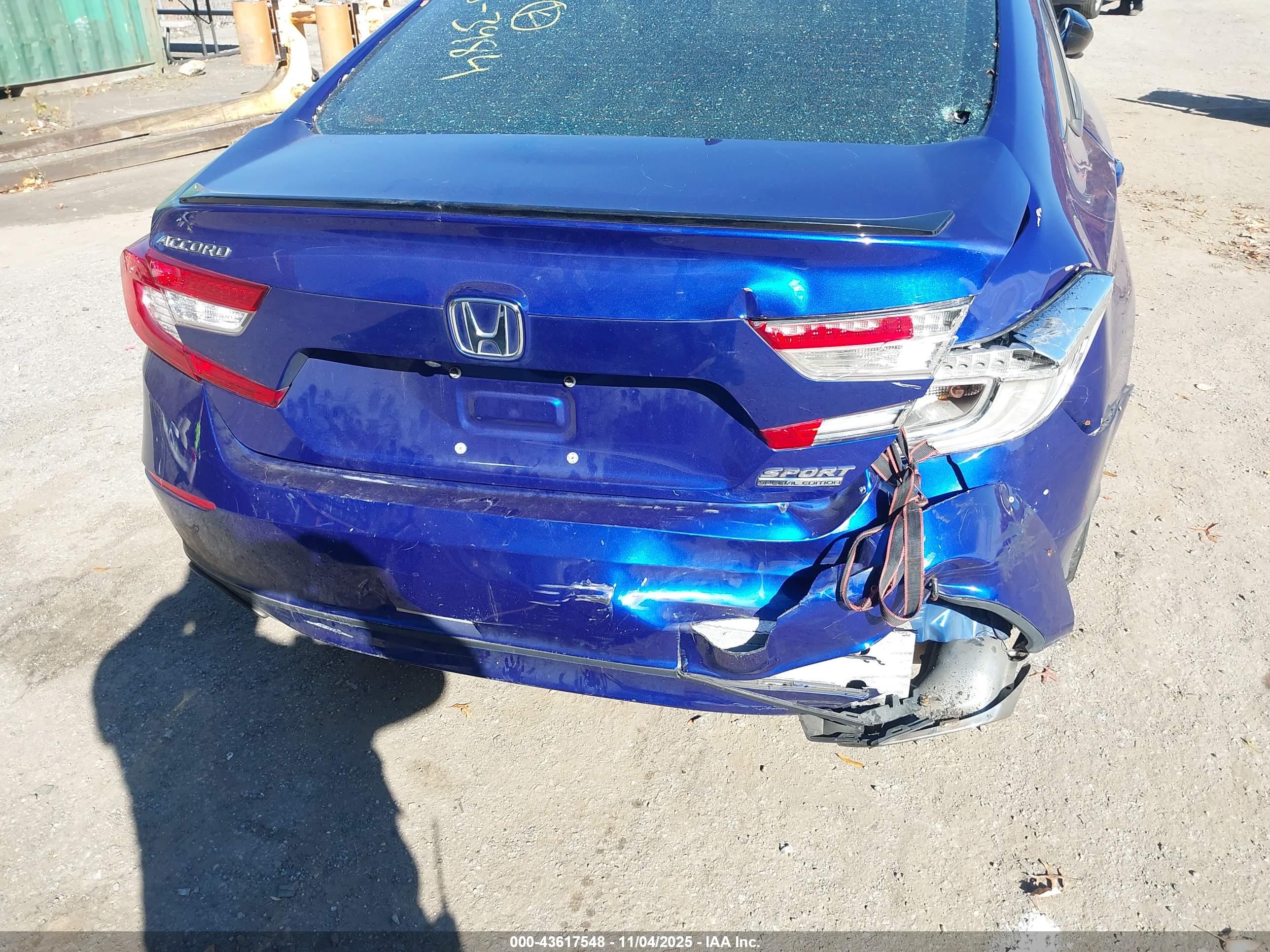 HONDA ACCORD image 6