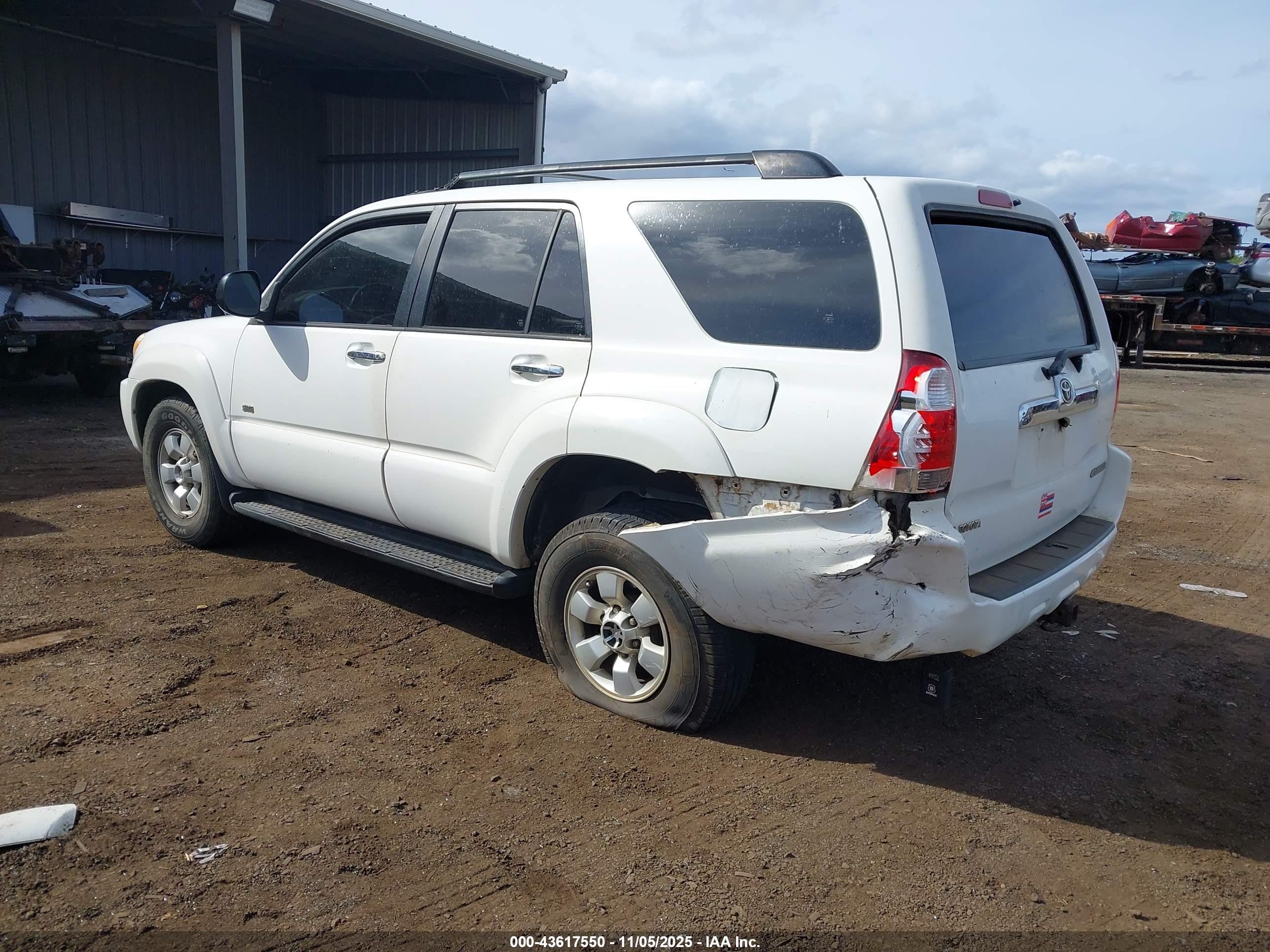 TOYOTA 4RUNNER image 3