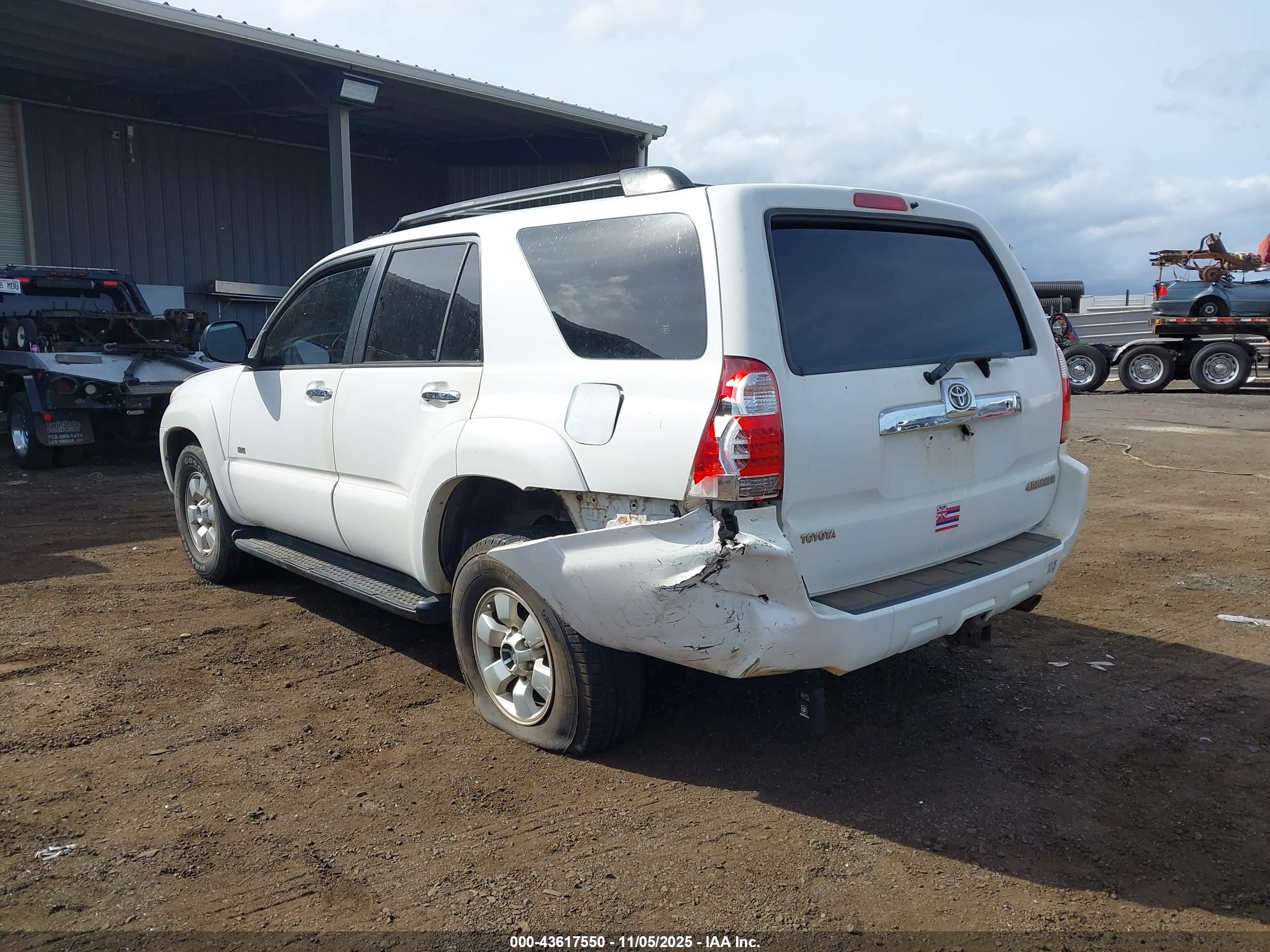 TOYOTA 4RUNNER image 6