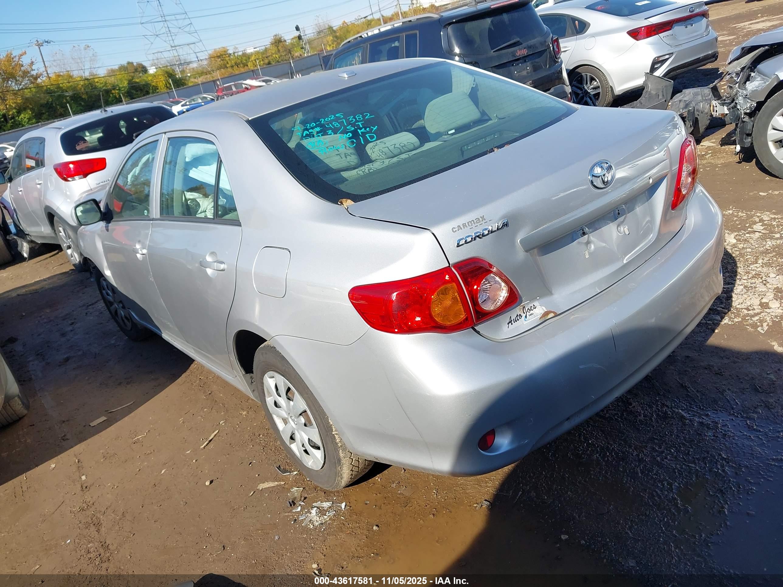 TOYOTA COROLLA image 3