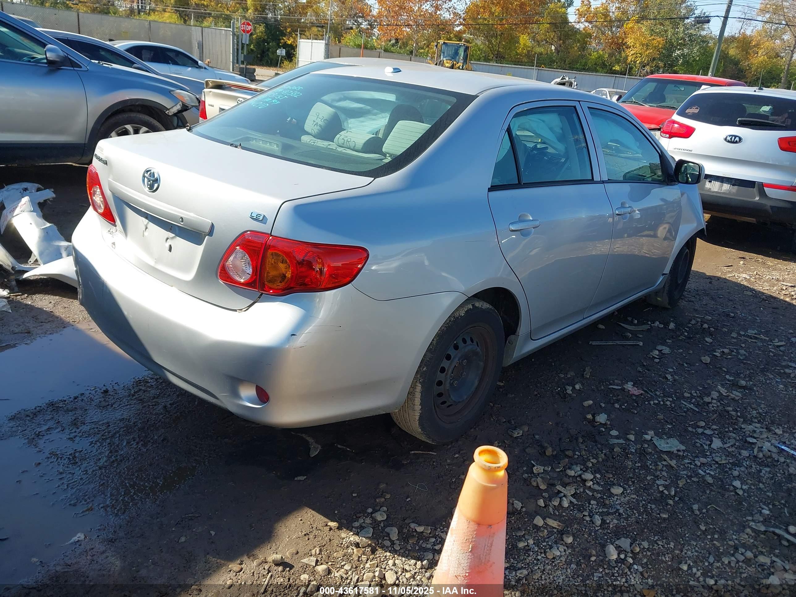 TOYOTA COROLLA image 4