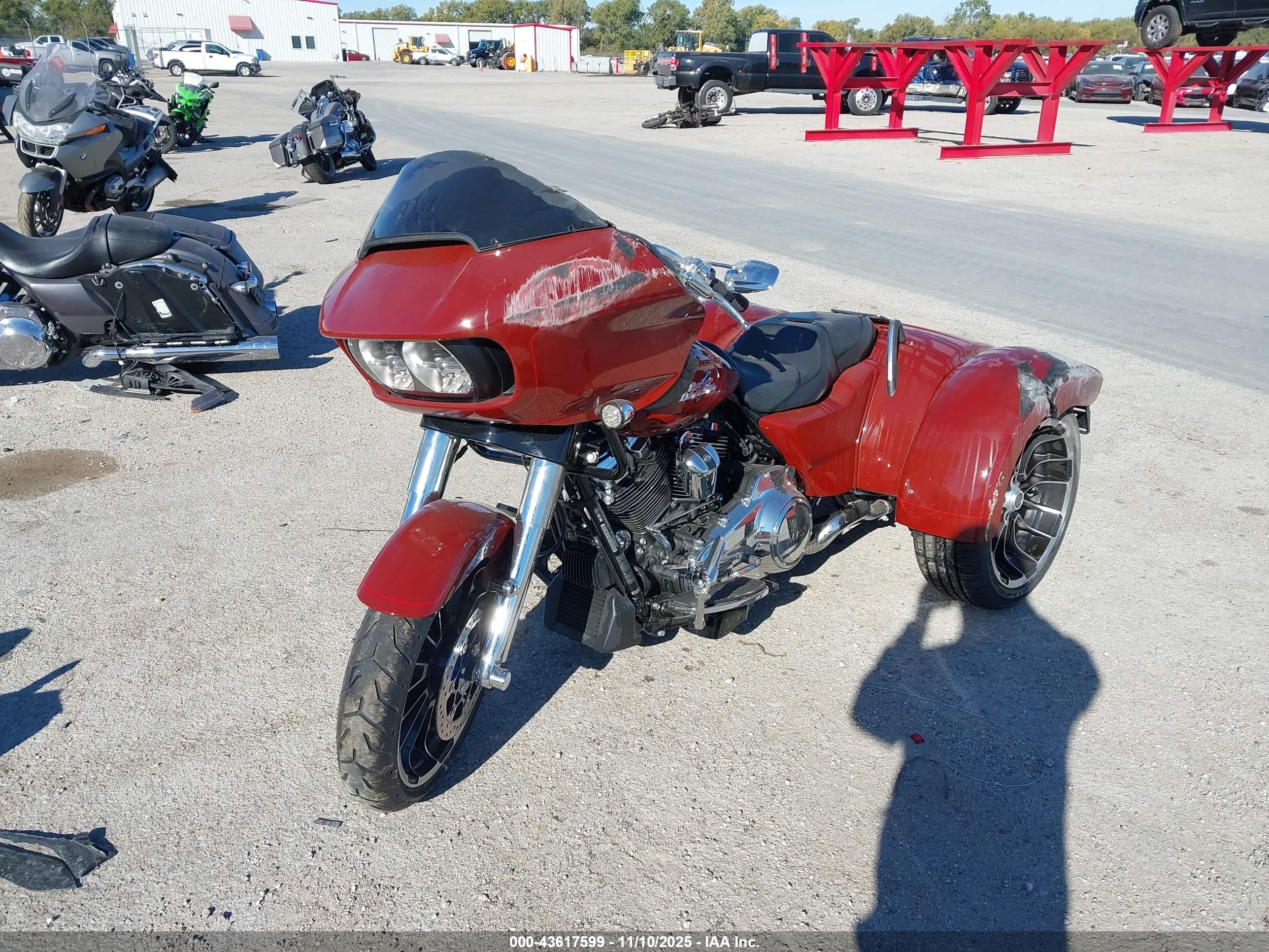 HARLEY-DAVIDSON FLTRT image 2