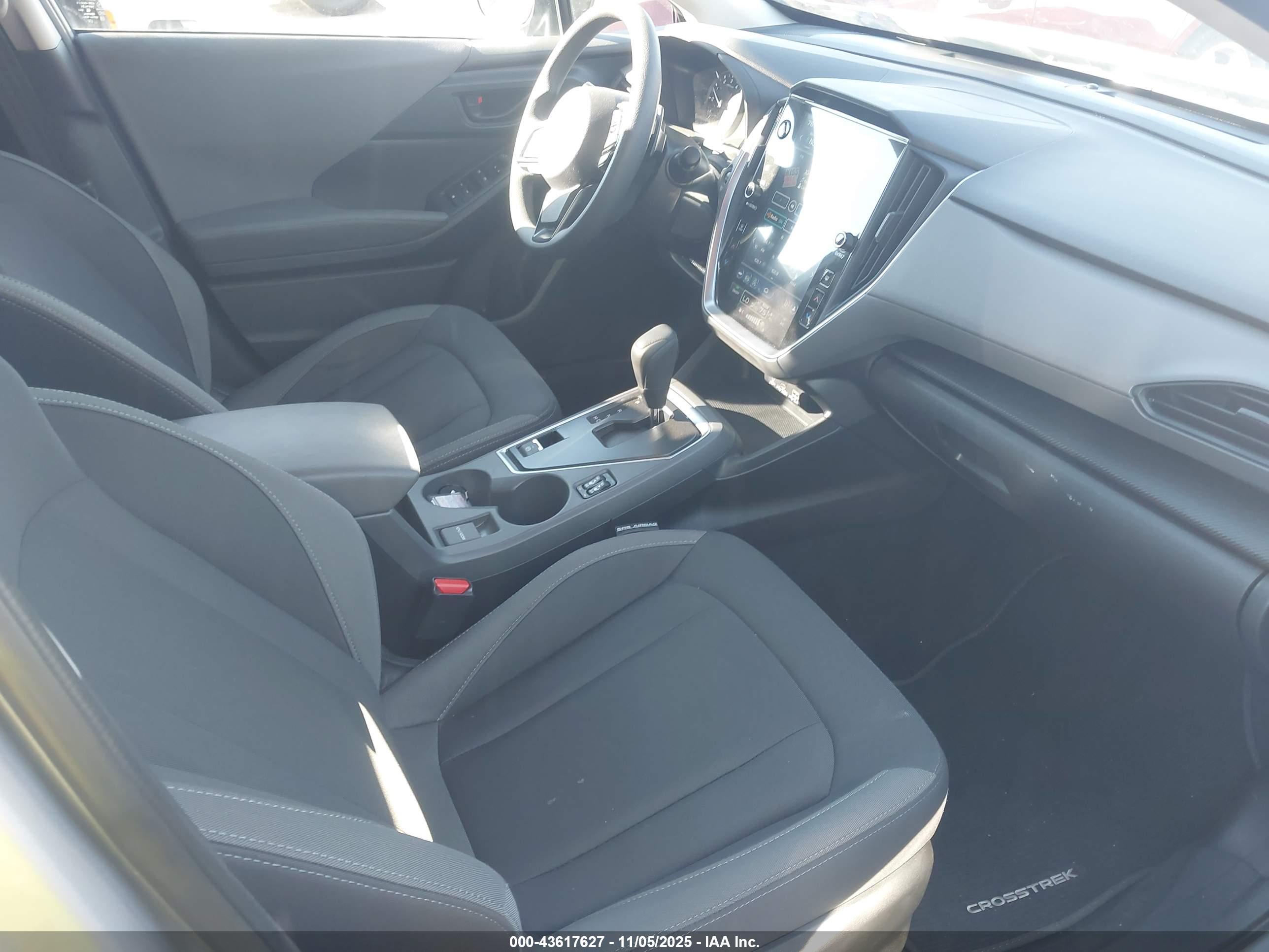 SUBARU CROSSTREK image 5