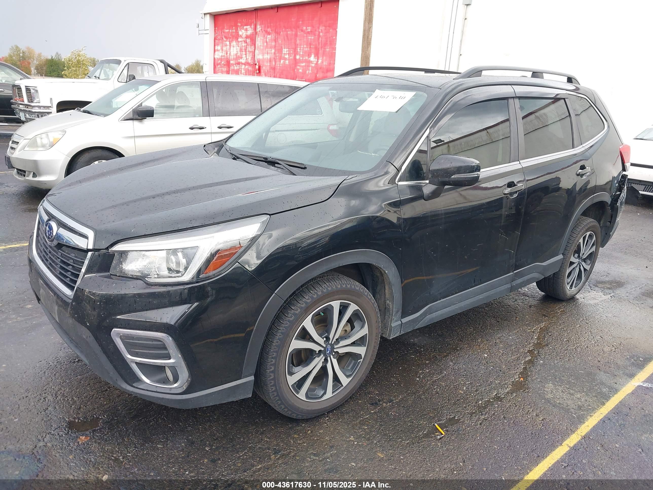 SUBARU FORESTER image 2