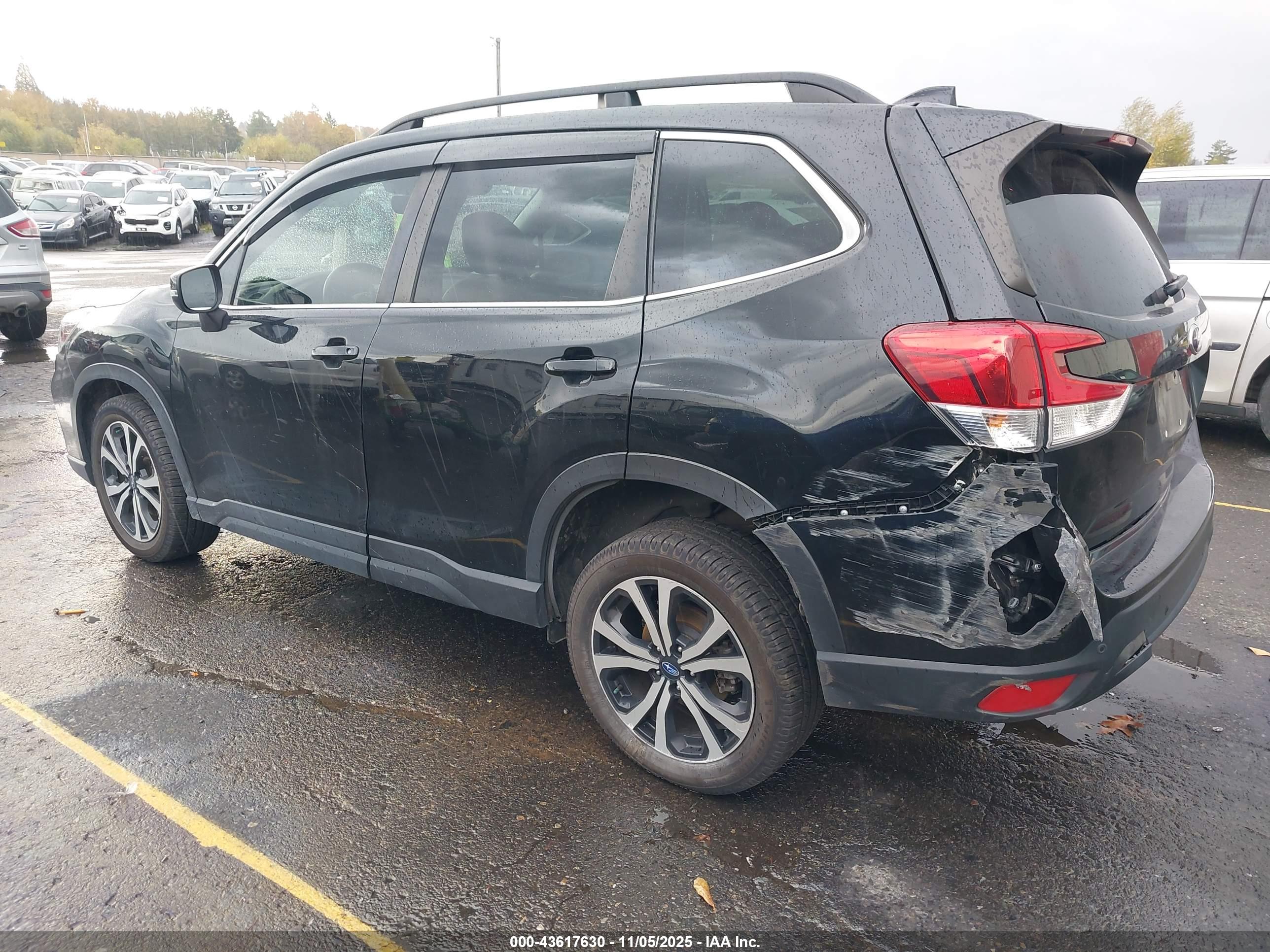 SUBARU FORESTER image 3