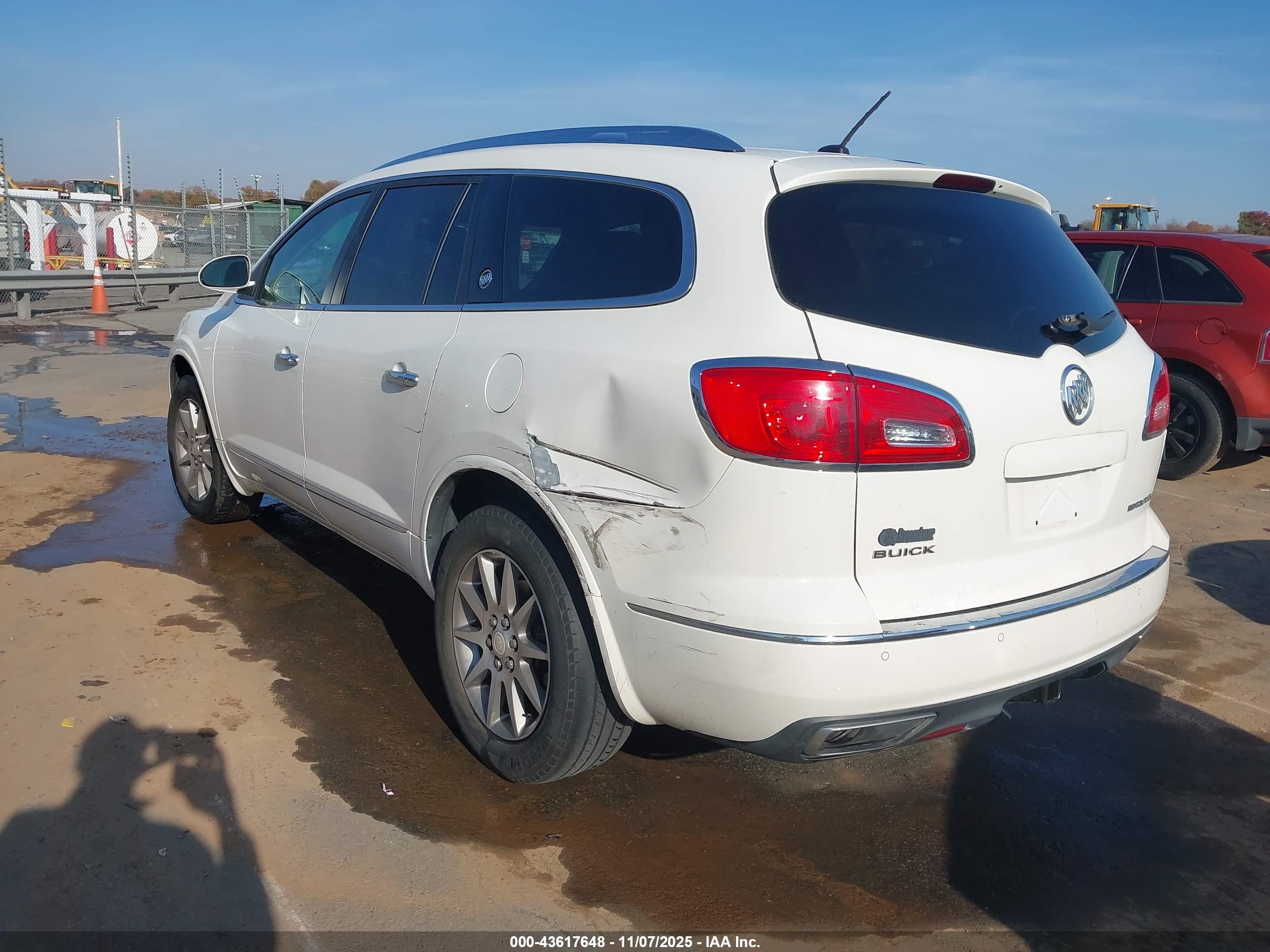 BUICK ENCLAVE image 3