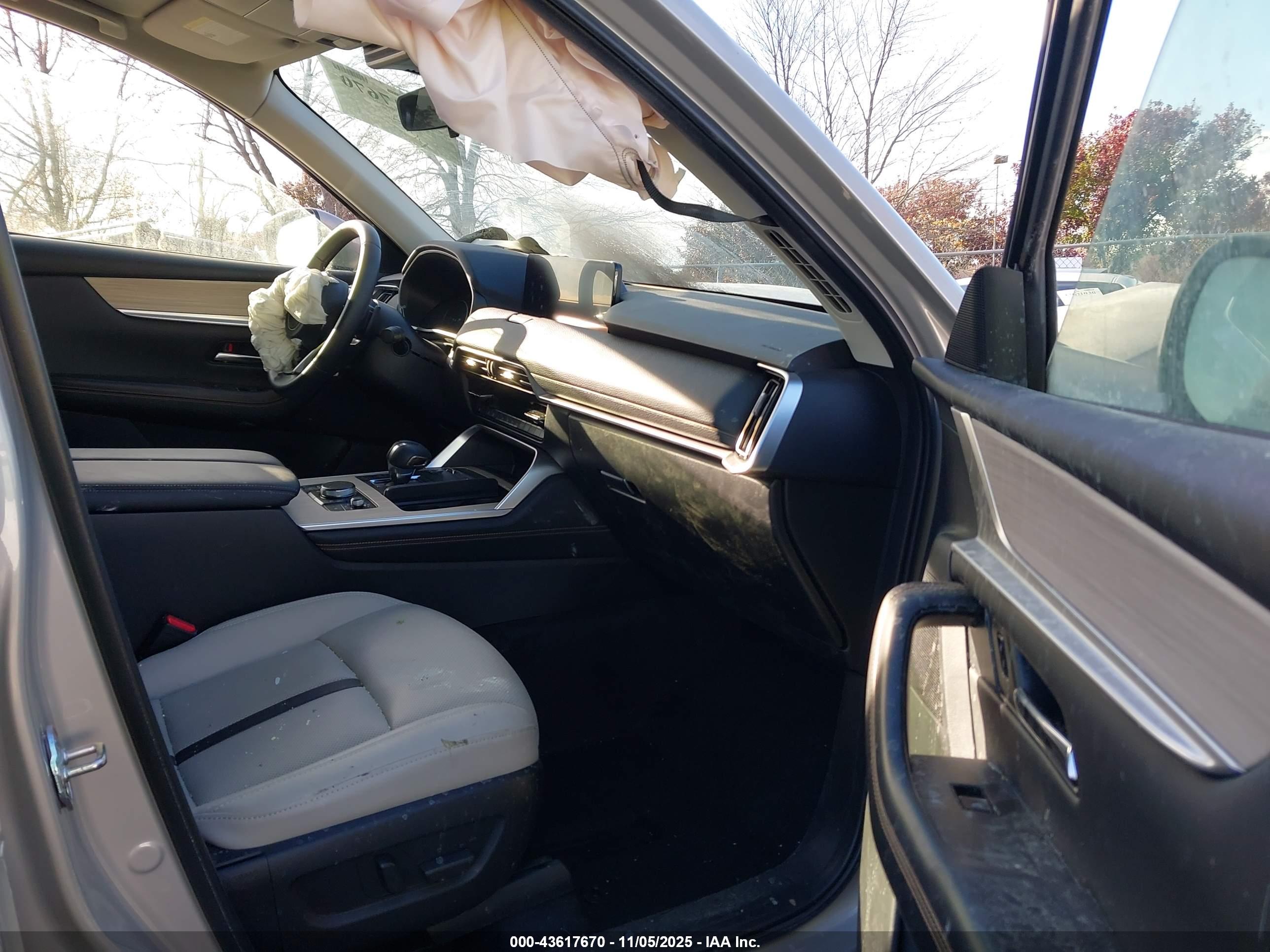 MAZDA CX-90 image 5