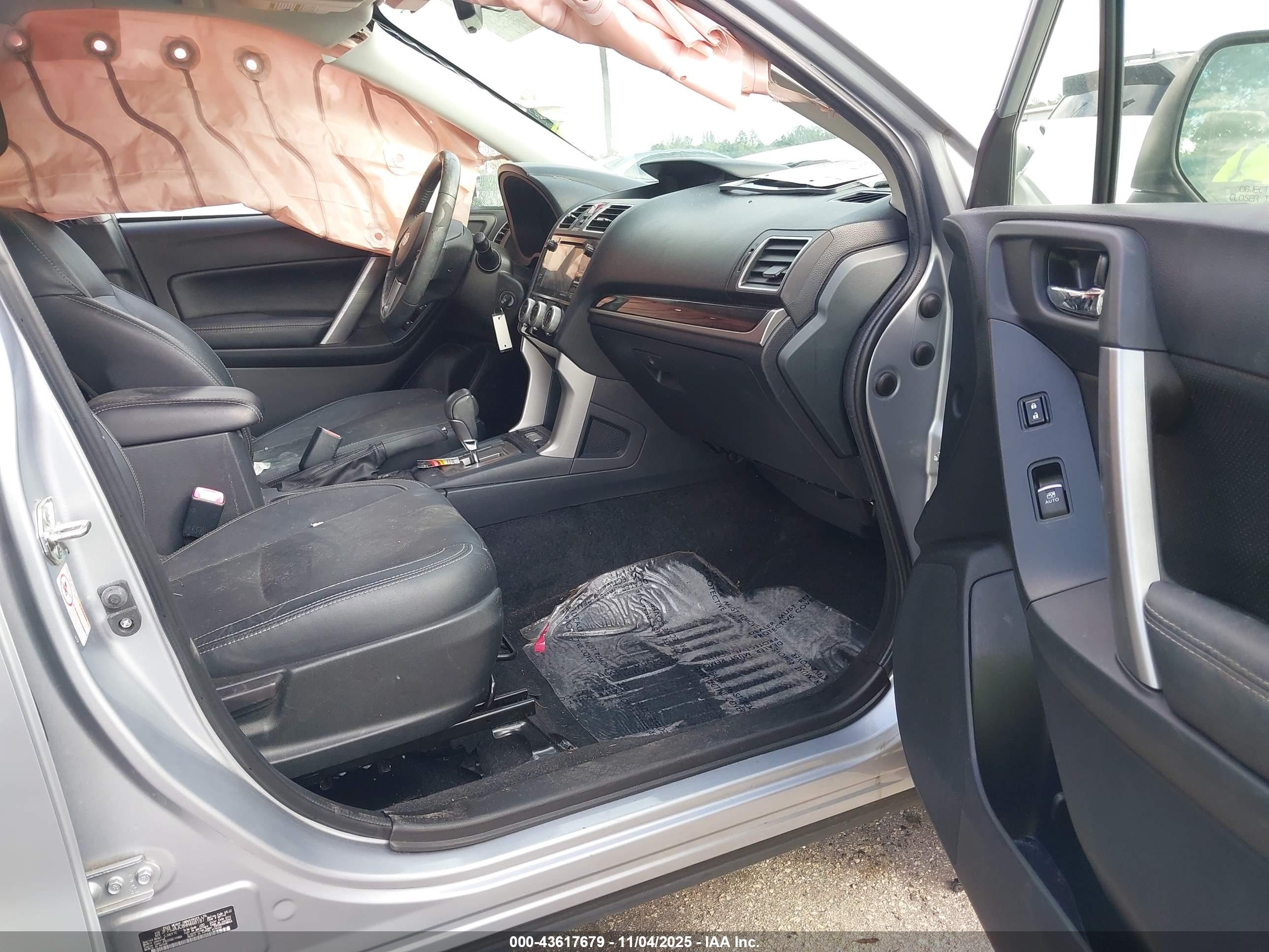 SUBARU FORESTER image 5