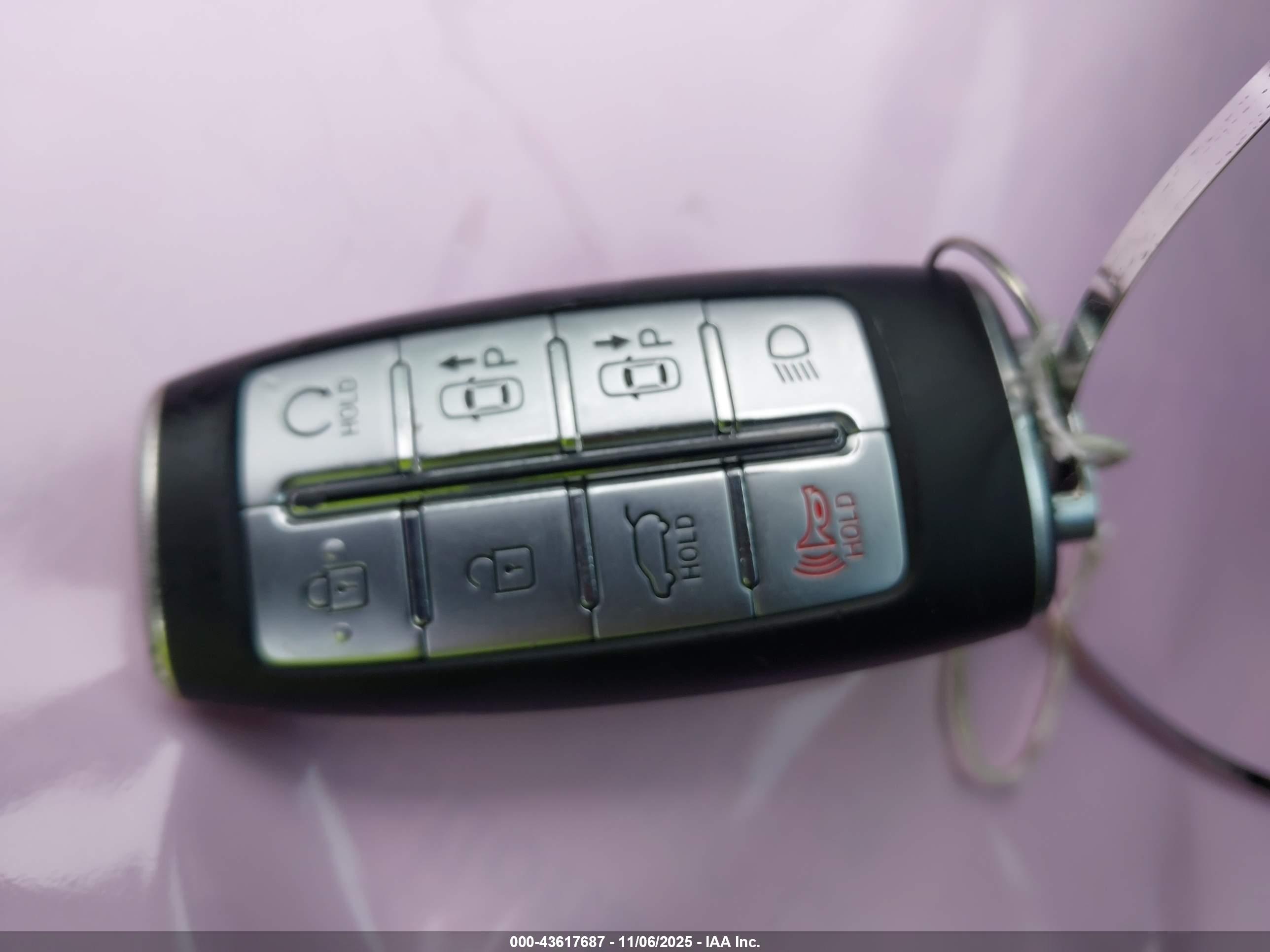 GENESIS GV80 image 11