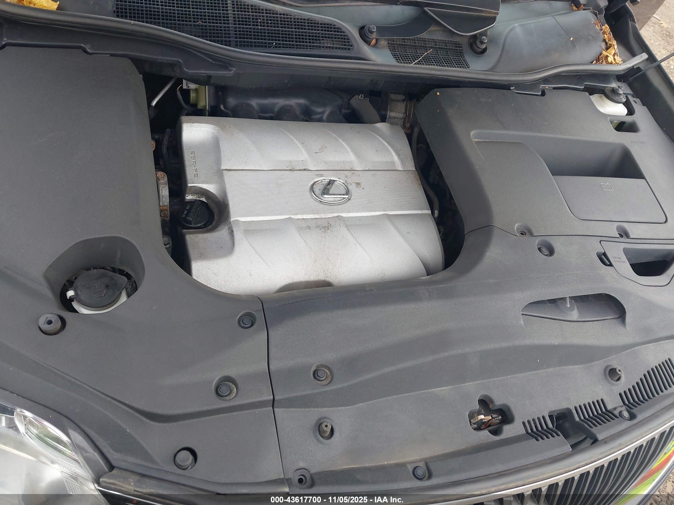 LEXUS RX image 10