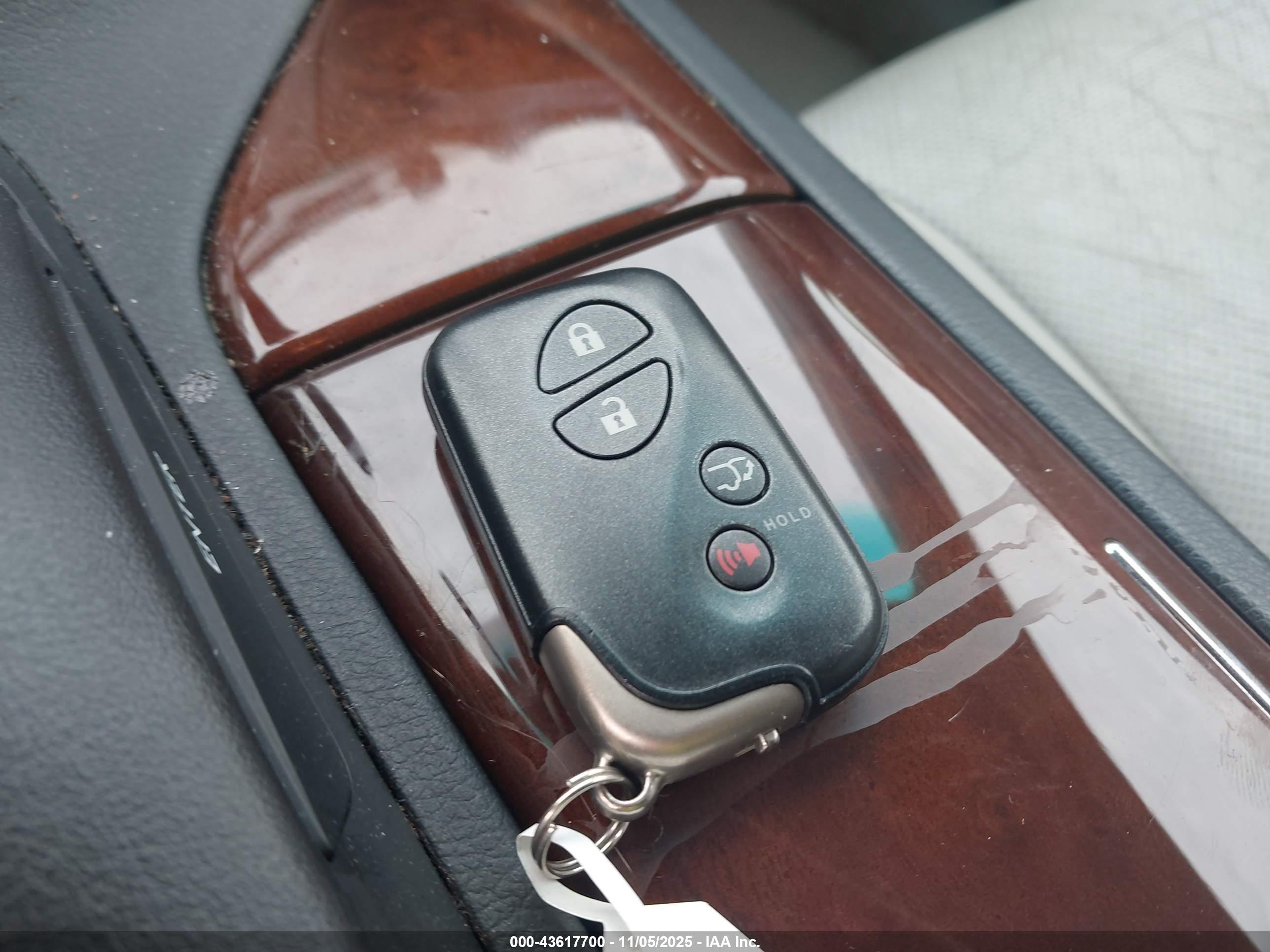 LEXUS RX image 11