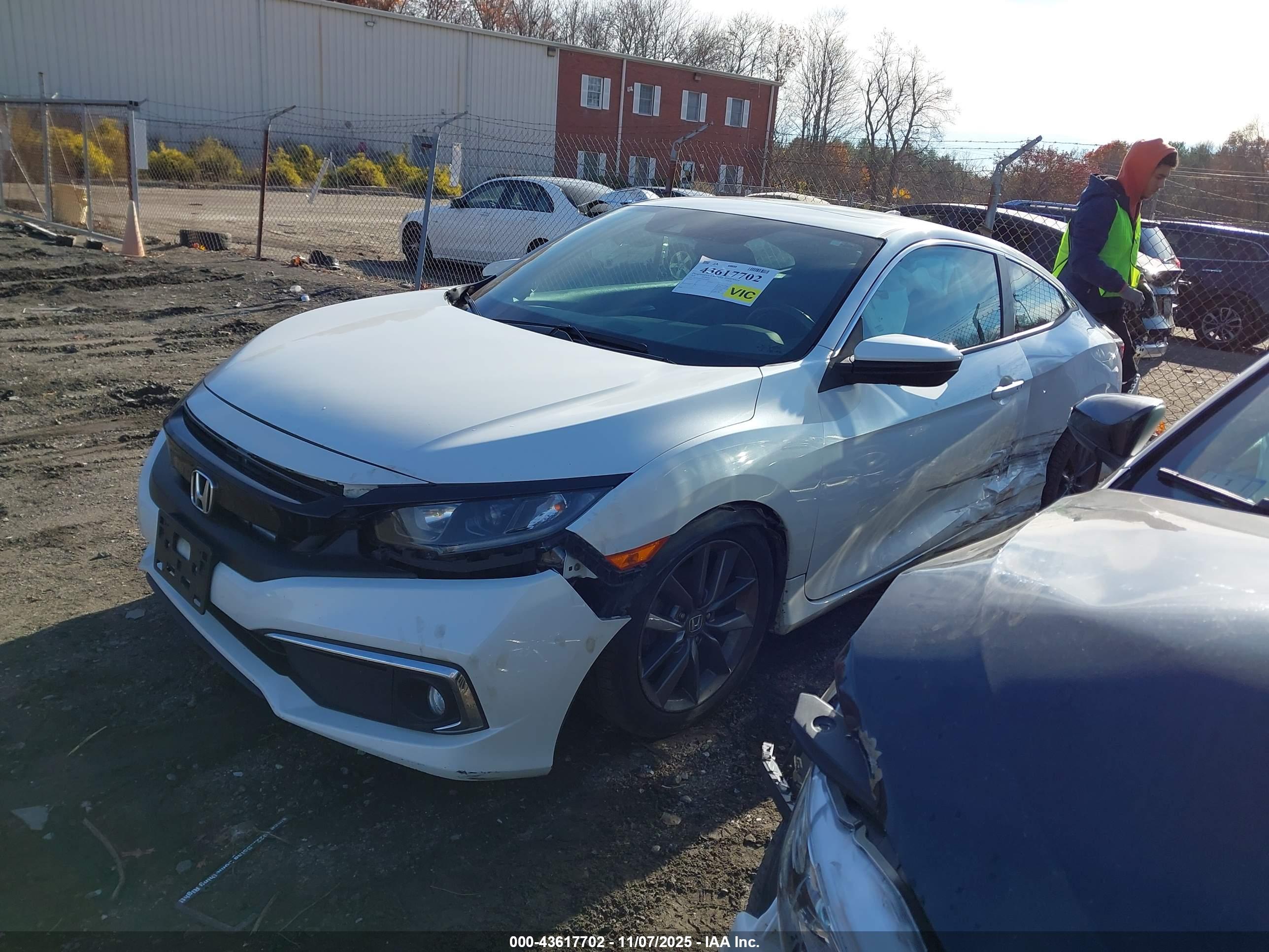 HONDA CIVIC image 2