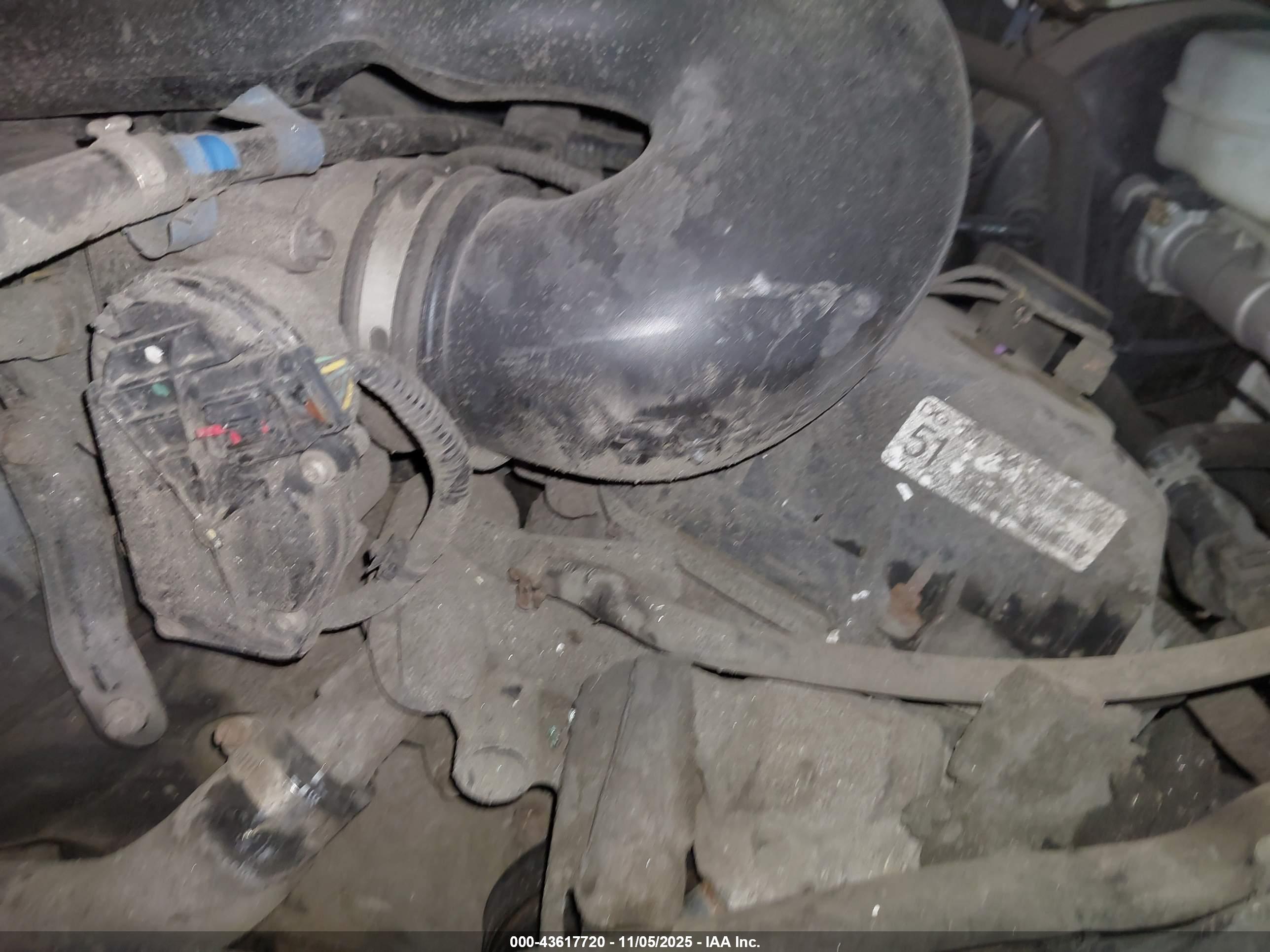 FORD TRANSIT-350 image 10