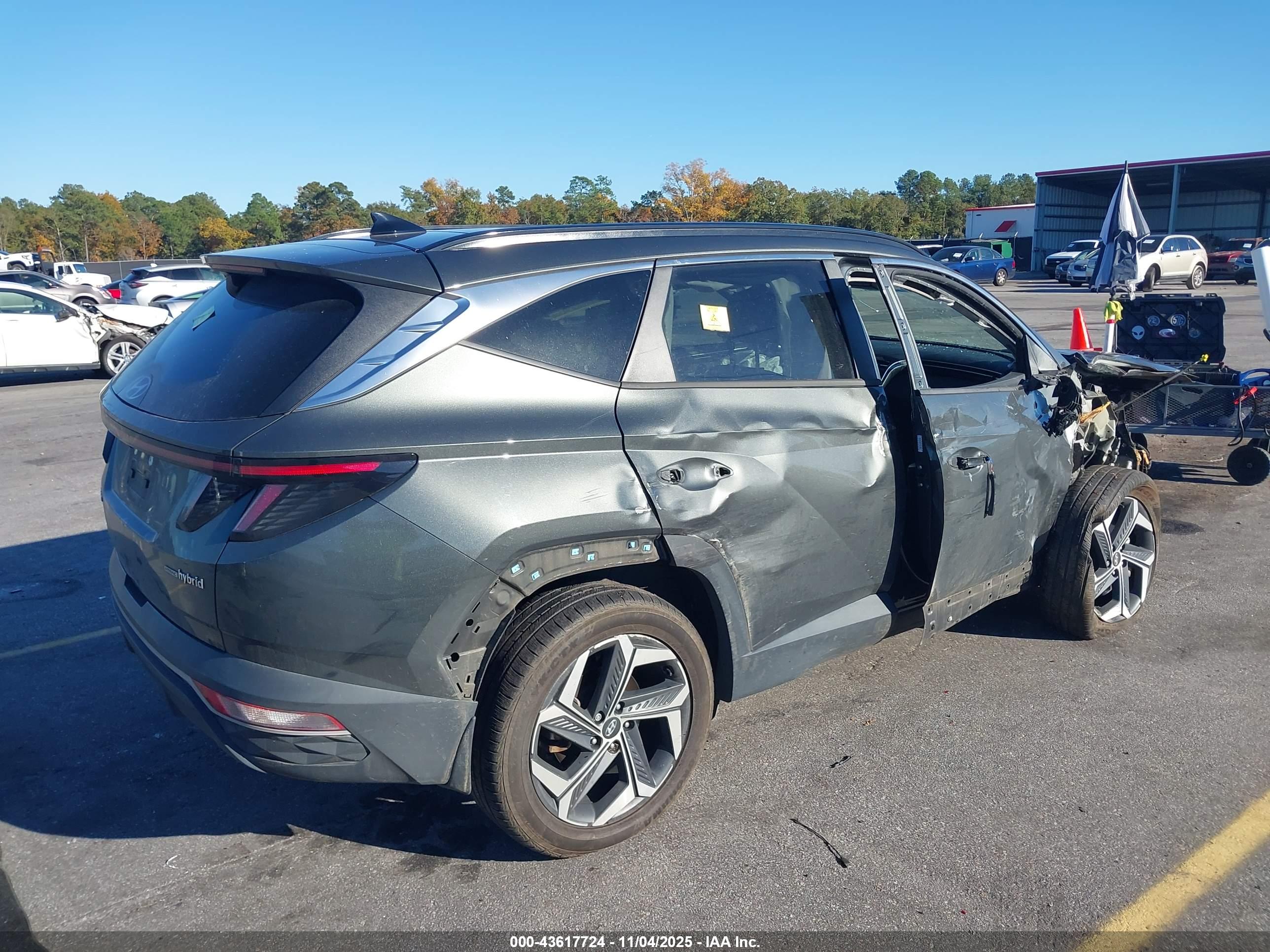 HYUNDAI TUCSON image 4
