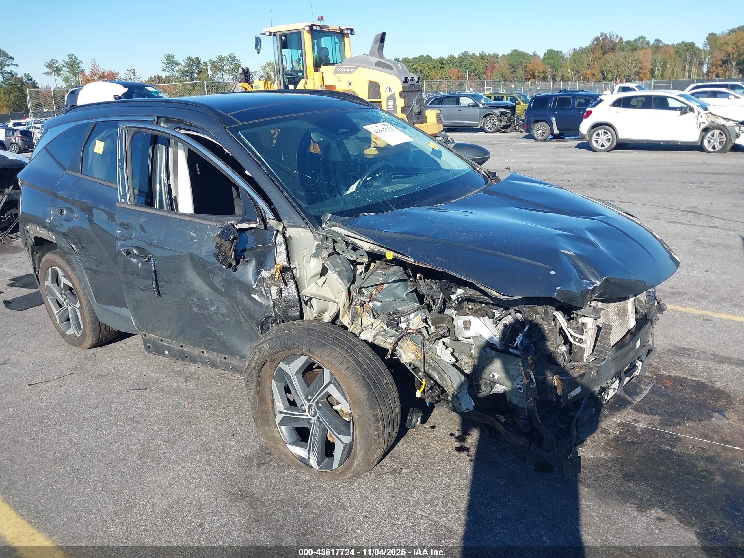 HYUNDAI TUCSON image 6