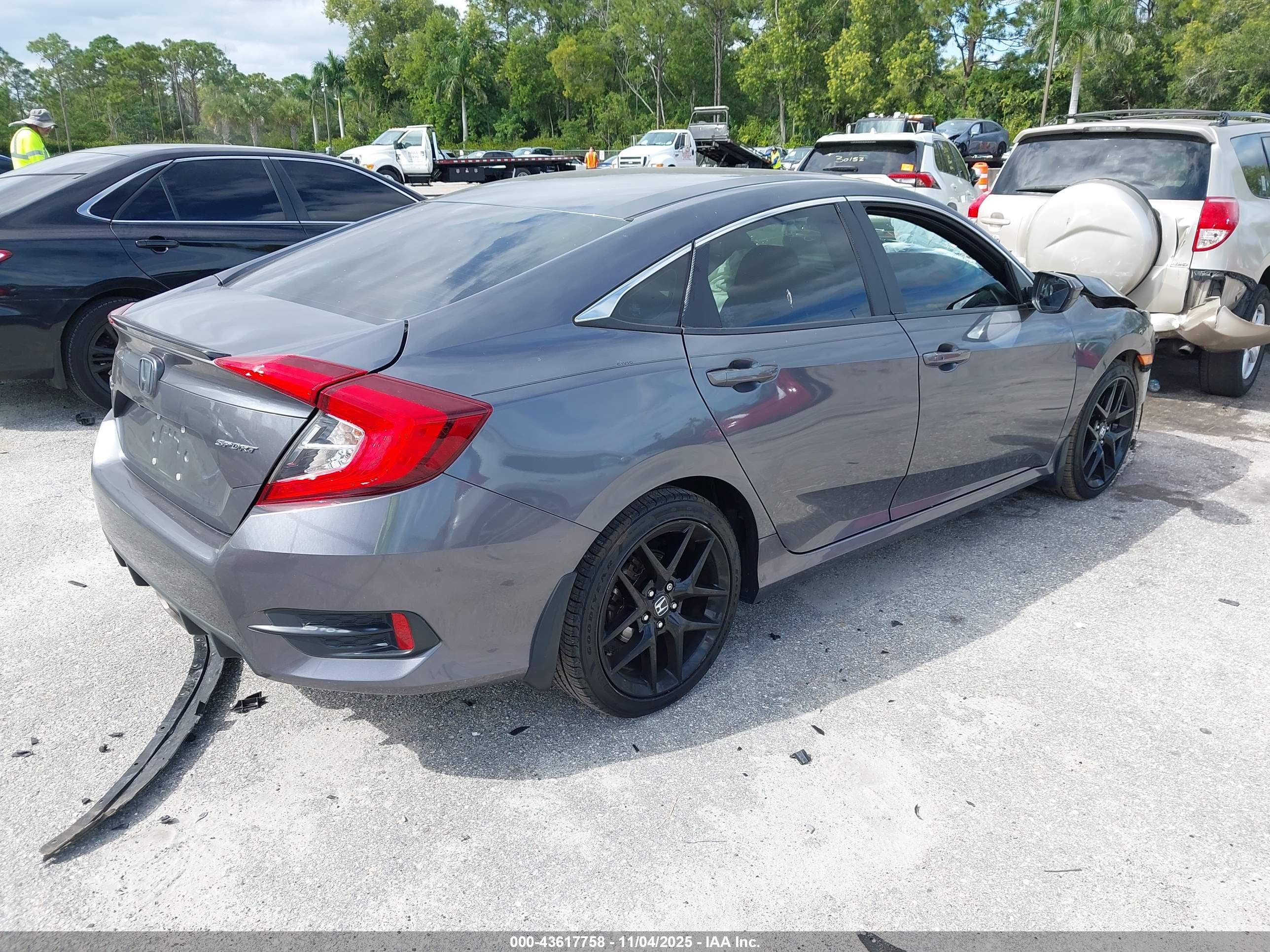 HONDA CIVIC image 4