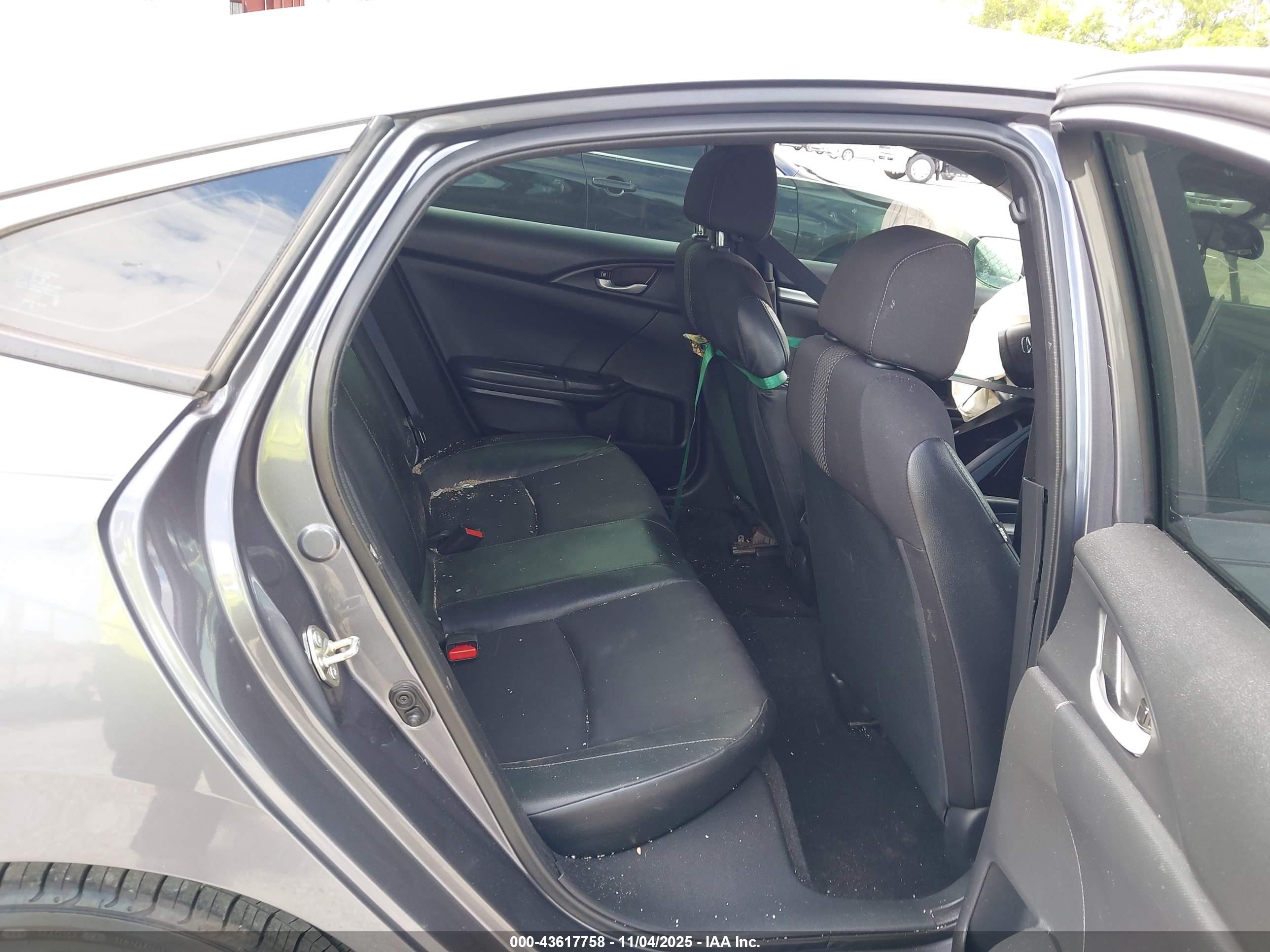 HONDA CIVIC image 8