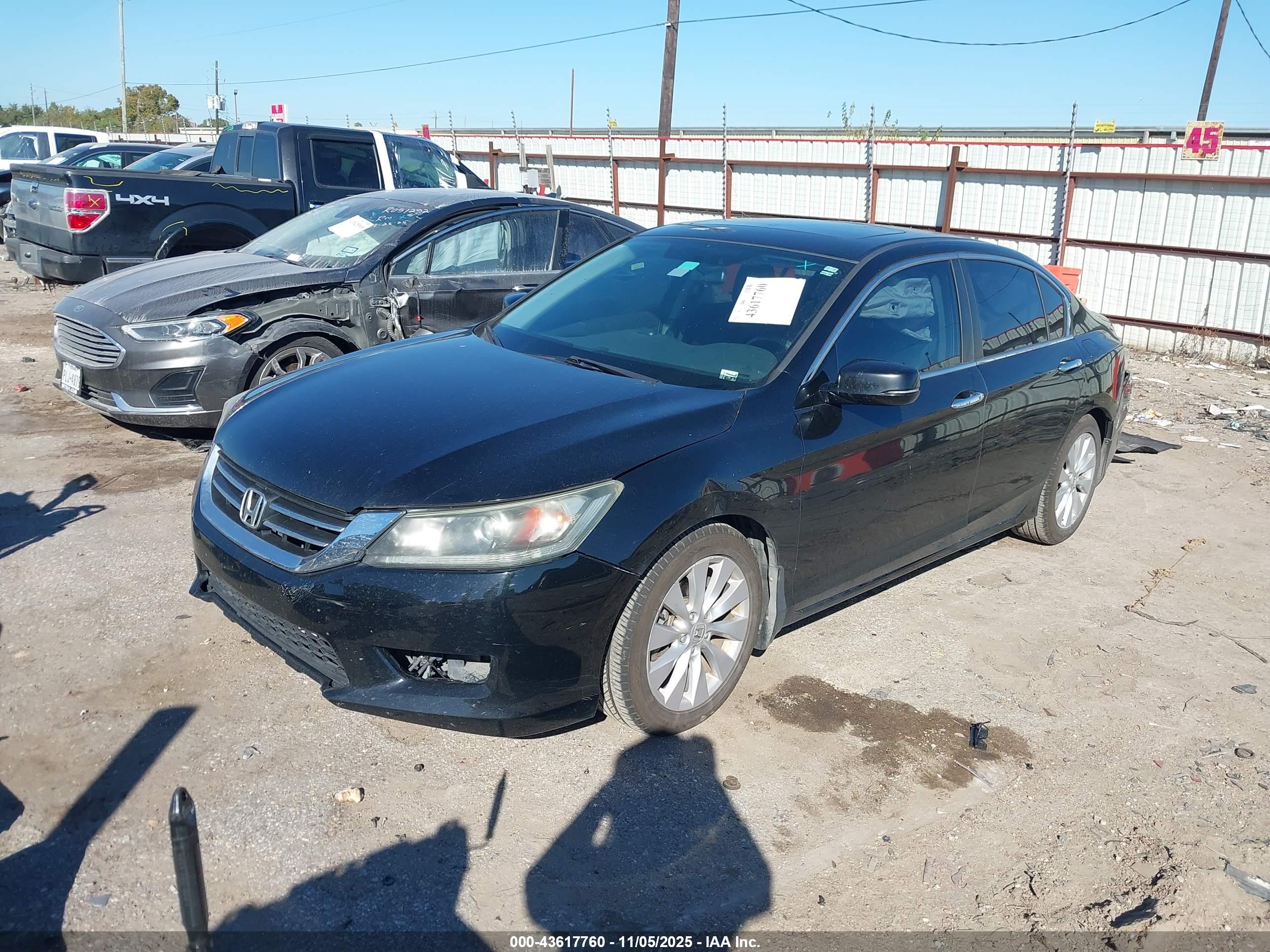 HONDA ACCORD image 2