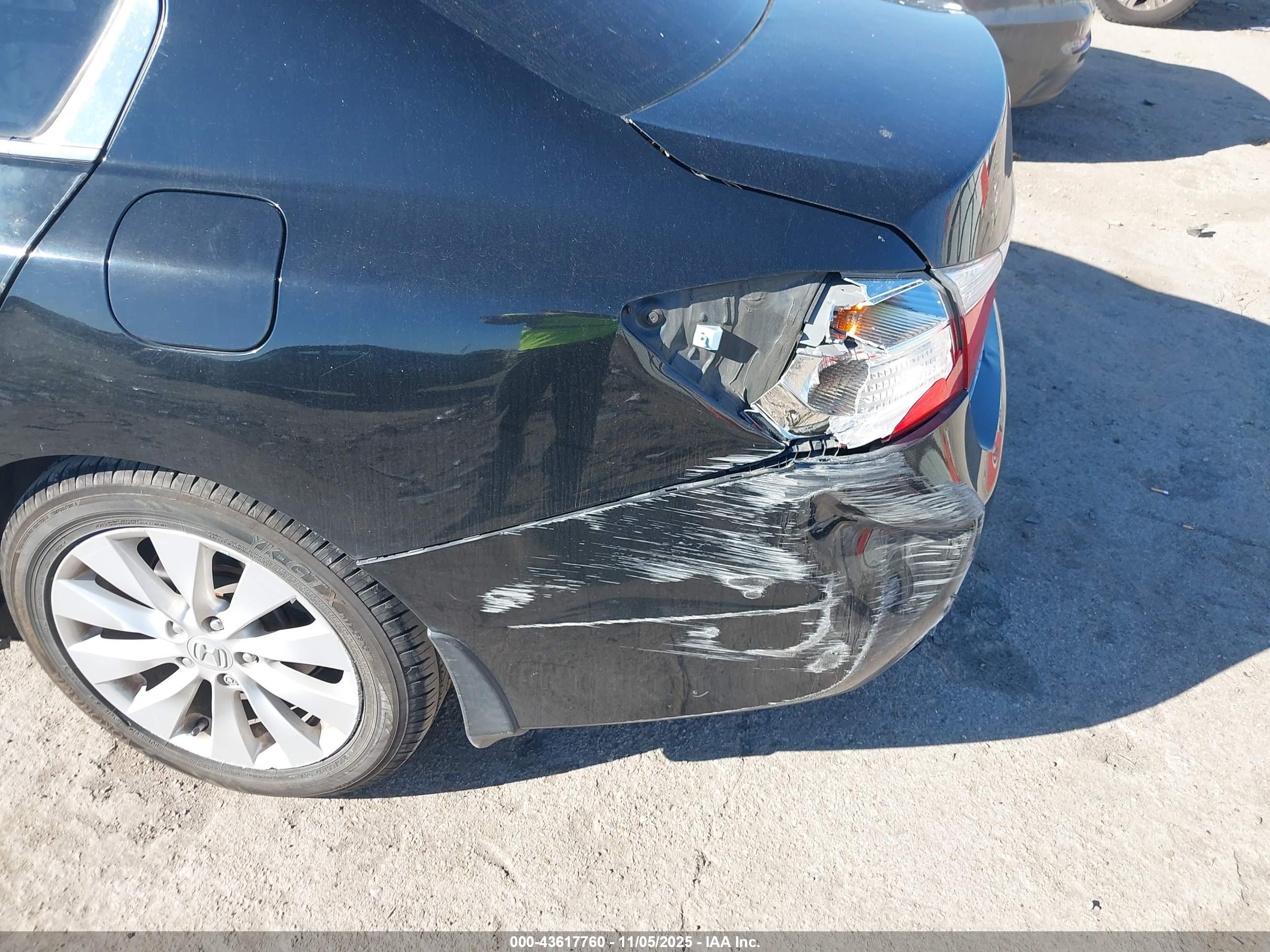 HONDA ACCORD image 6