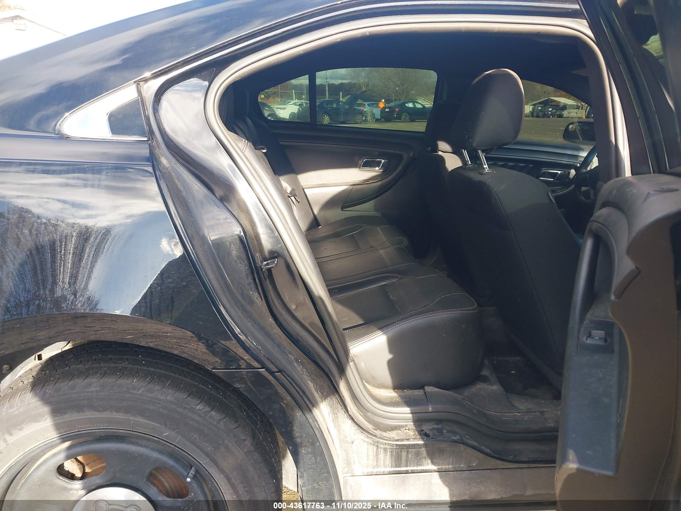 FORD POLICE image 8